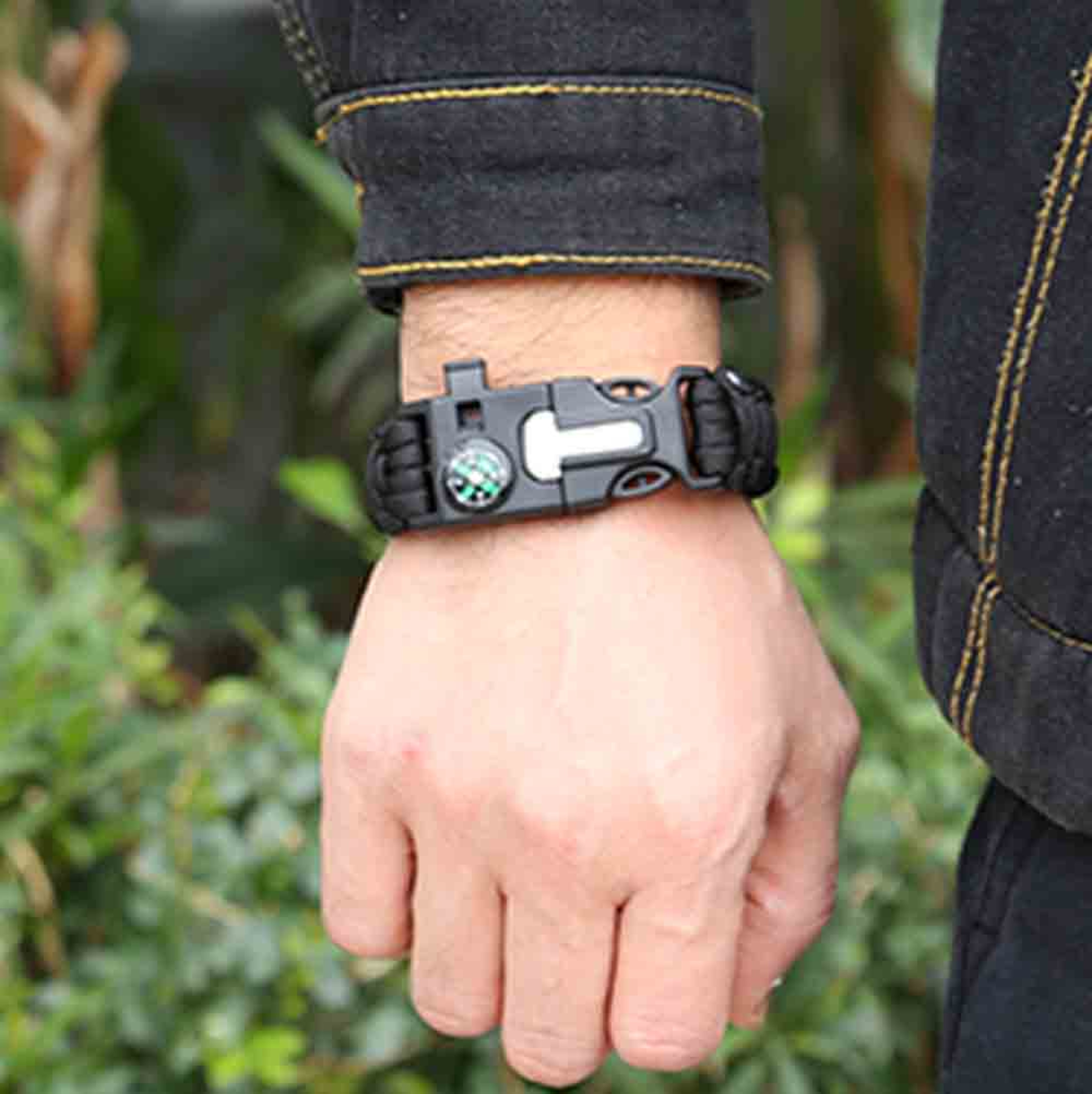 Outdoor Survival Bracelet Paracord SOS Compass Whistle Tactical Gear 5