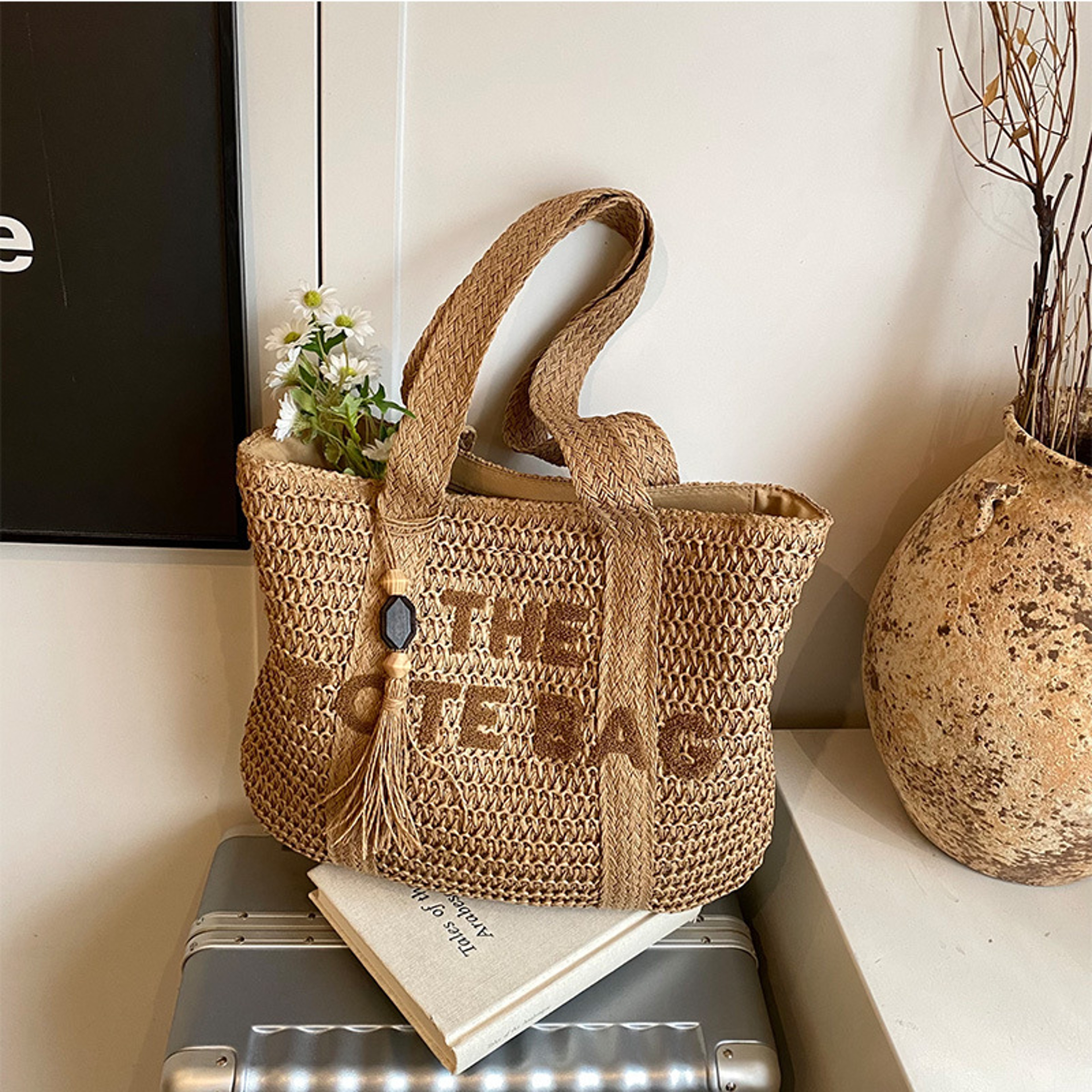 French Style Large Capacity Straw Beach Tote Bag Chic Woven Shoulder Bag For Women 6