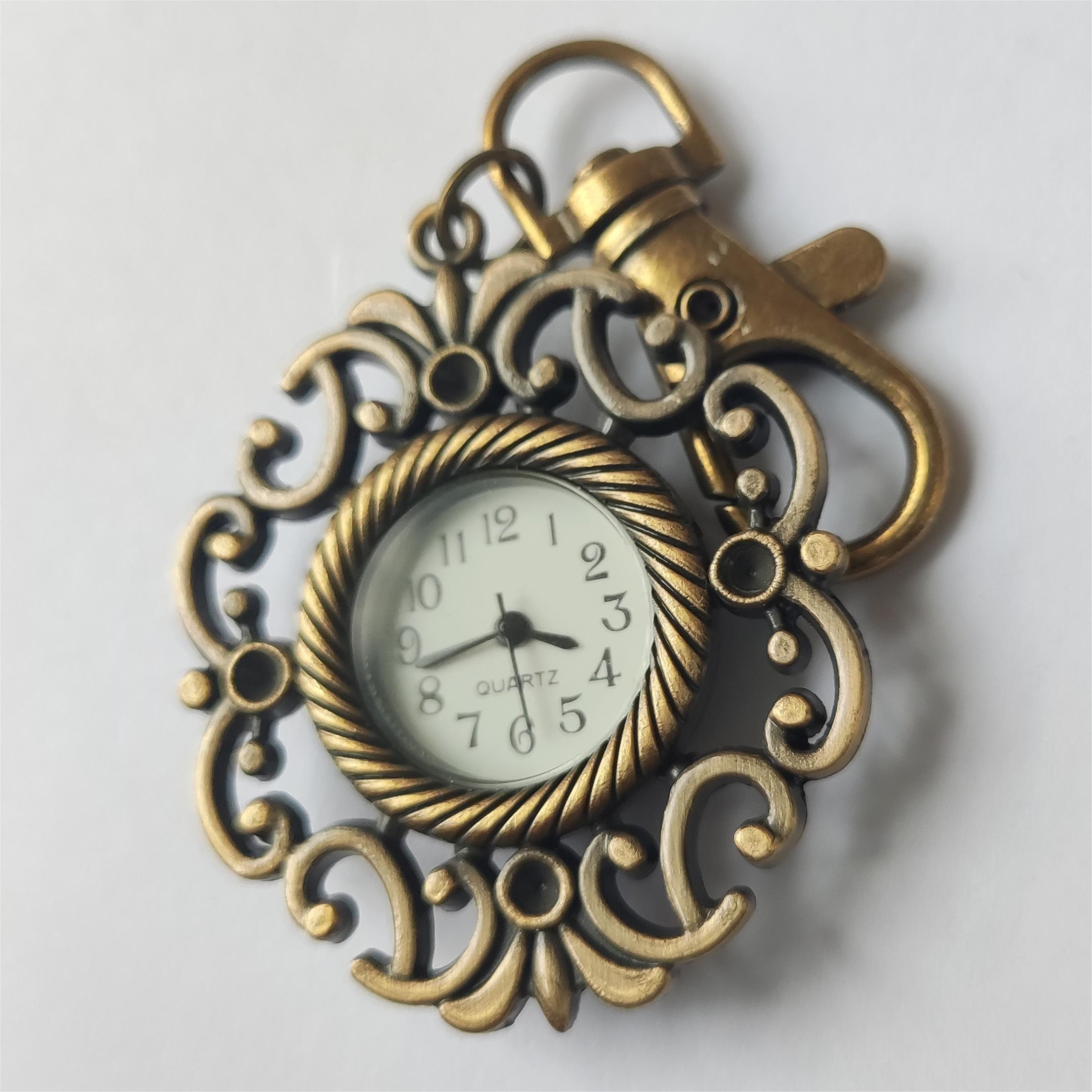 Retro Flower Pendant Watch Necklace Cute Quartz Jewelry Timepiece for Women and Students – view 4