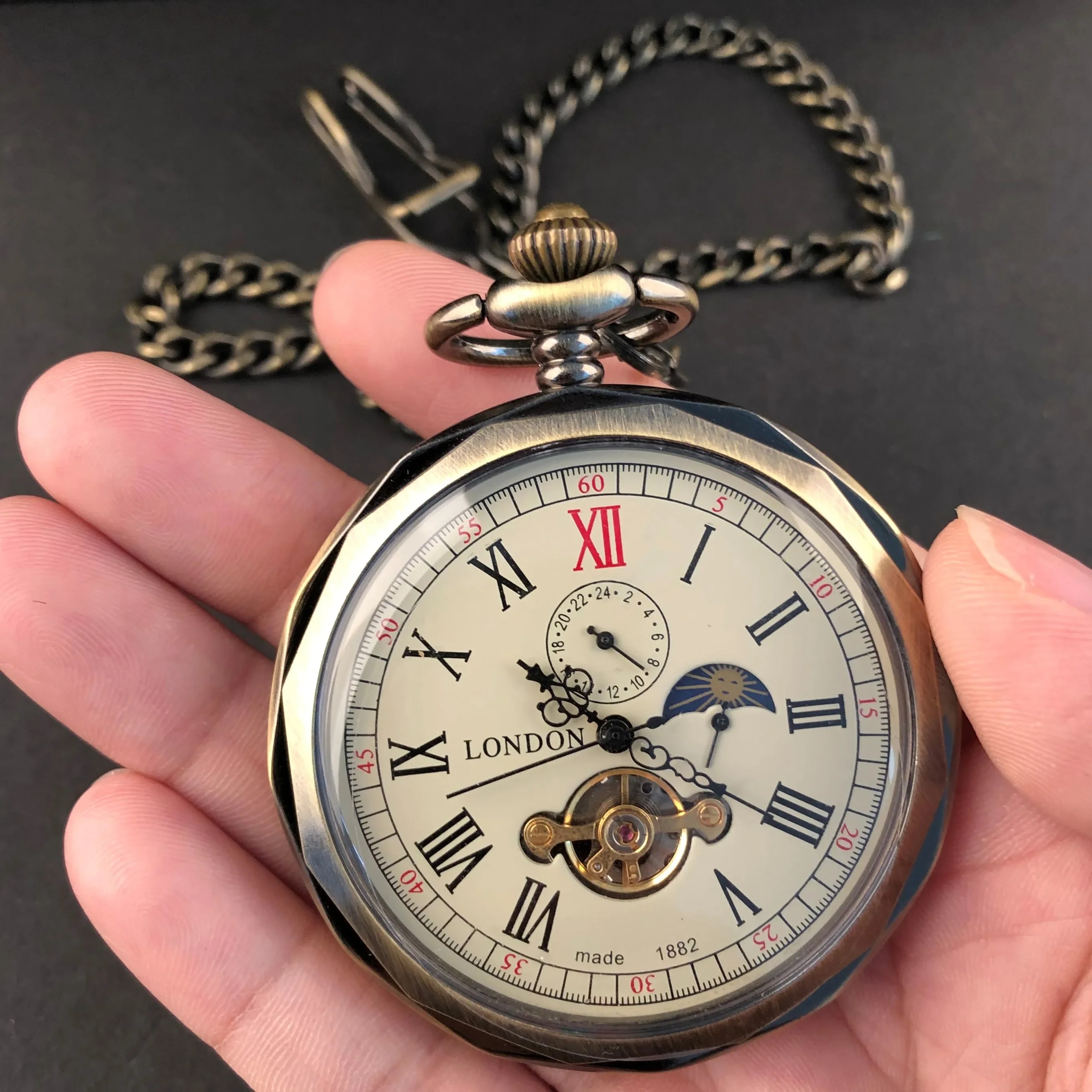Vintage Moonphase Mechanical Pocket Watch With Chain Hand Wind Classic Timepiece 1