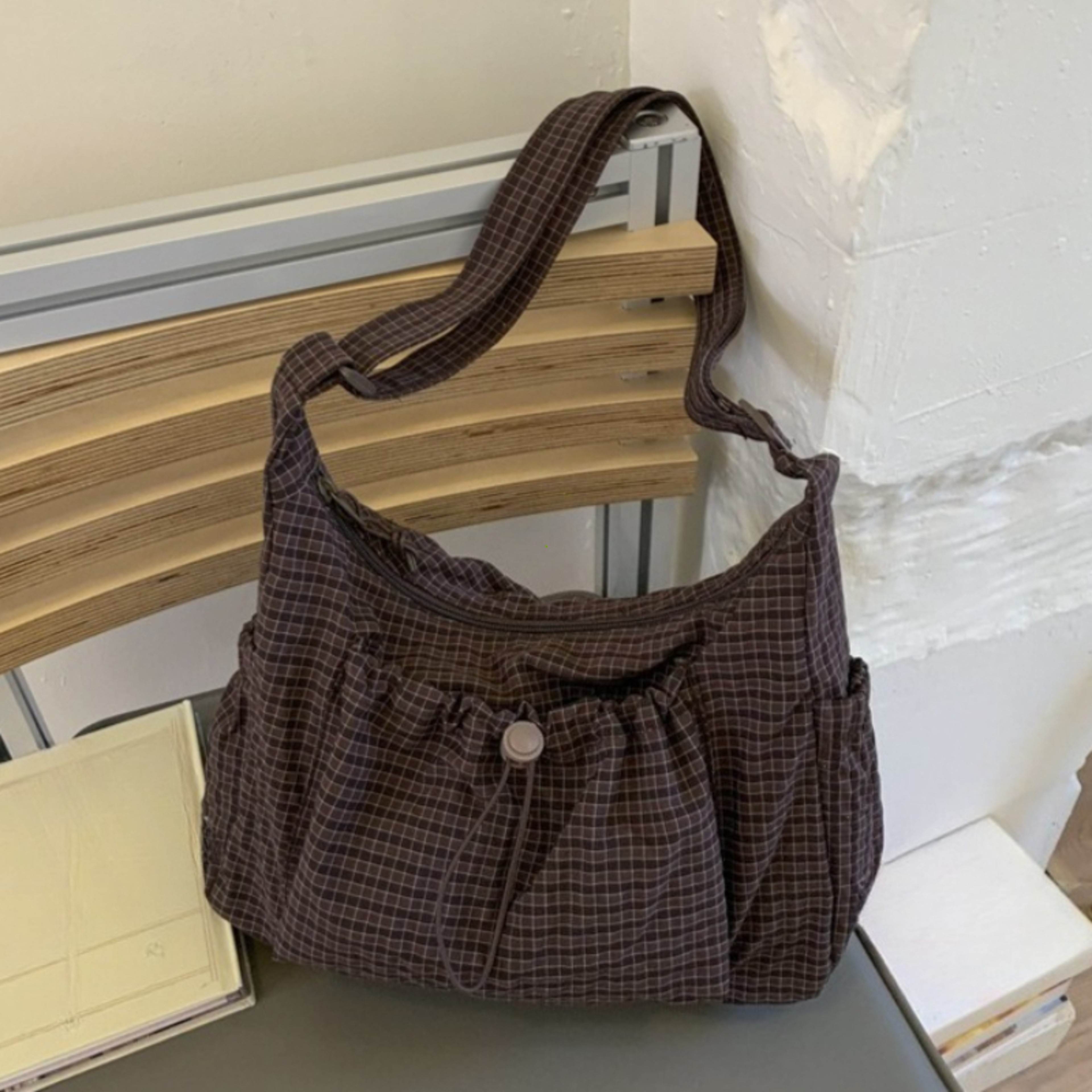 Trendy Checkered Nylon Crossbody Bag With Drawstring Large Capacity Shoulder Tote 1
