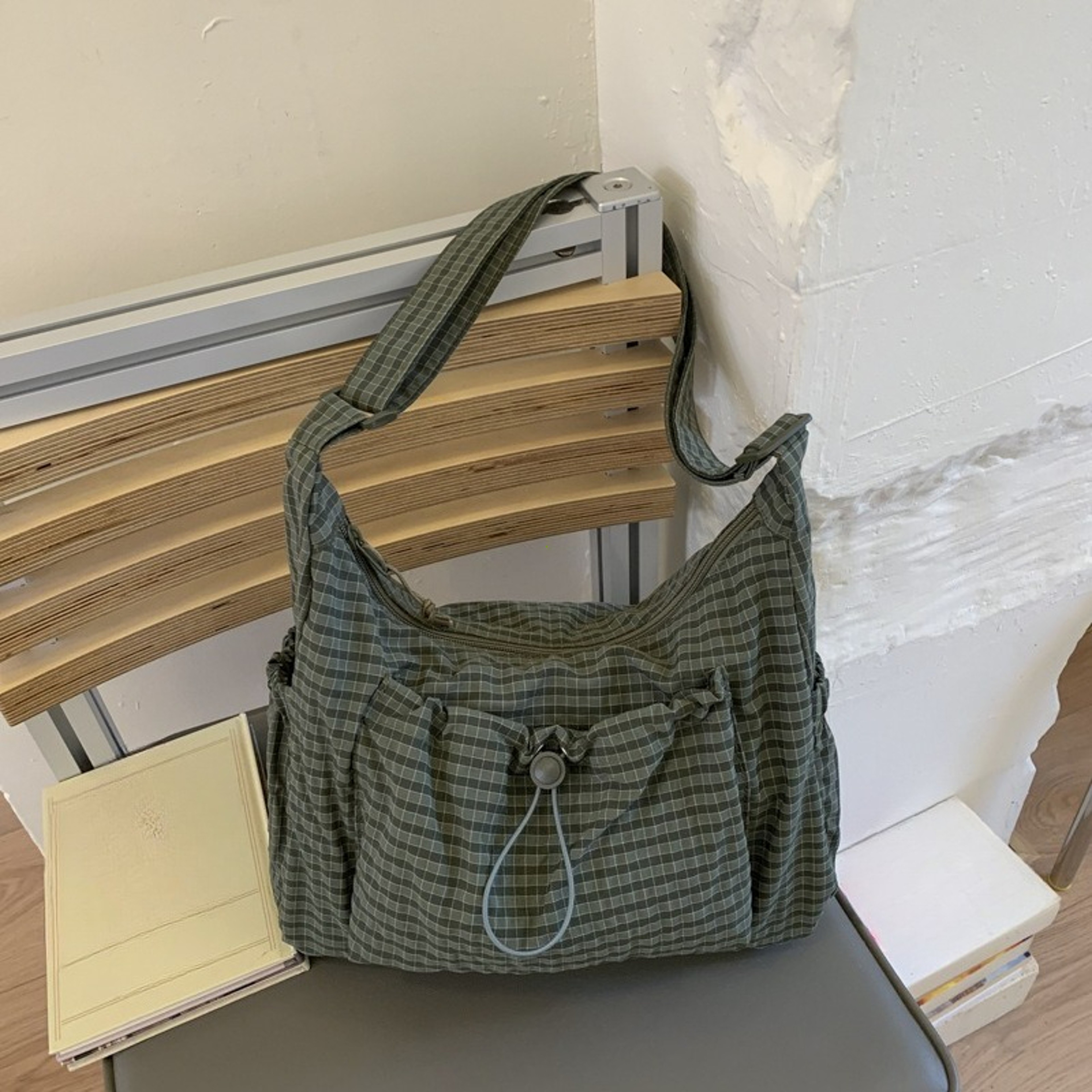 Trendy Checkered Nylon Crossbody Bag With Drawstring Large Capacity Shoulder Tote 9