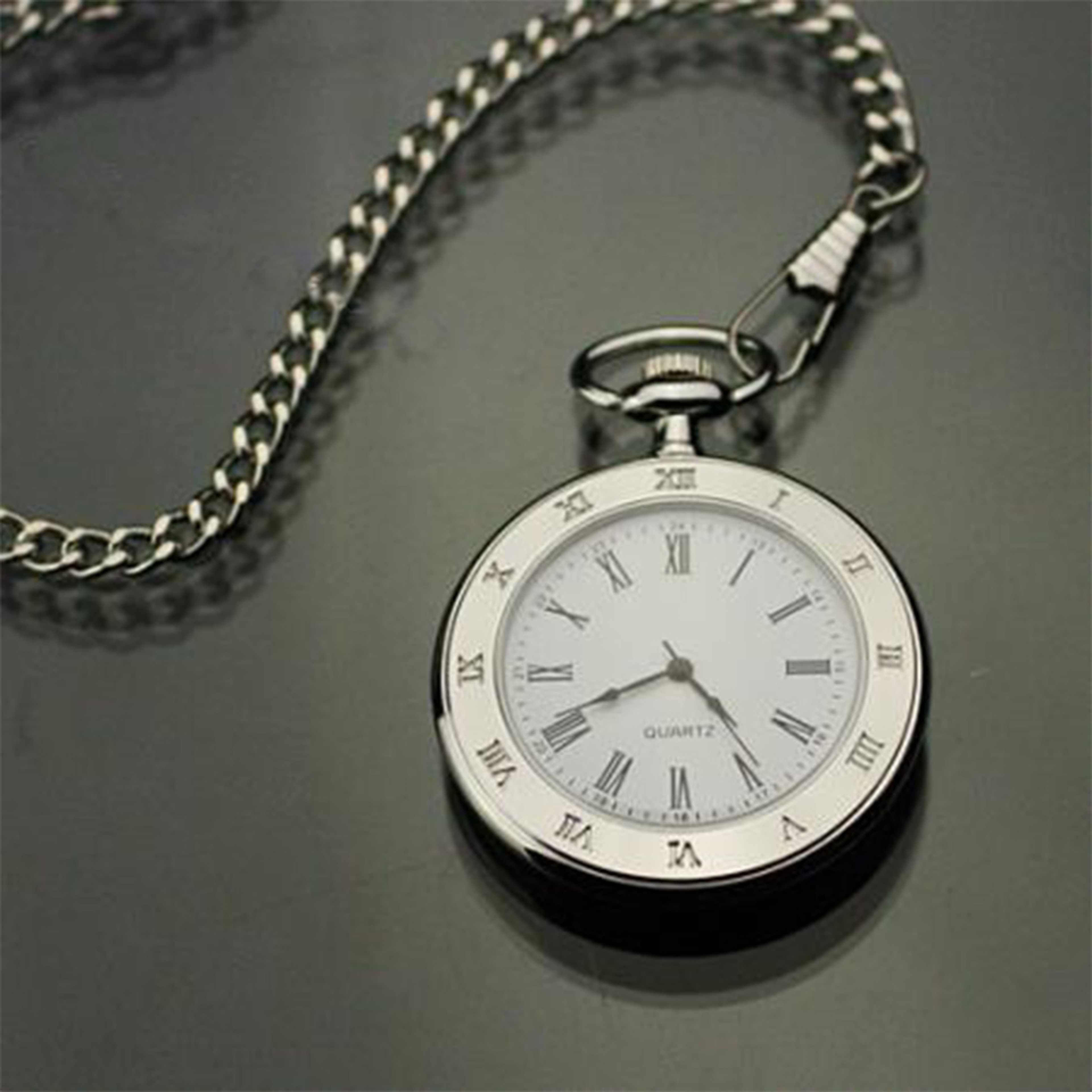 Vintage Pocket Watch Necklace Quartz Pendant Classic Antique Style Gift For Men Women 0