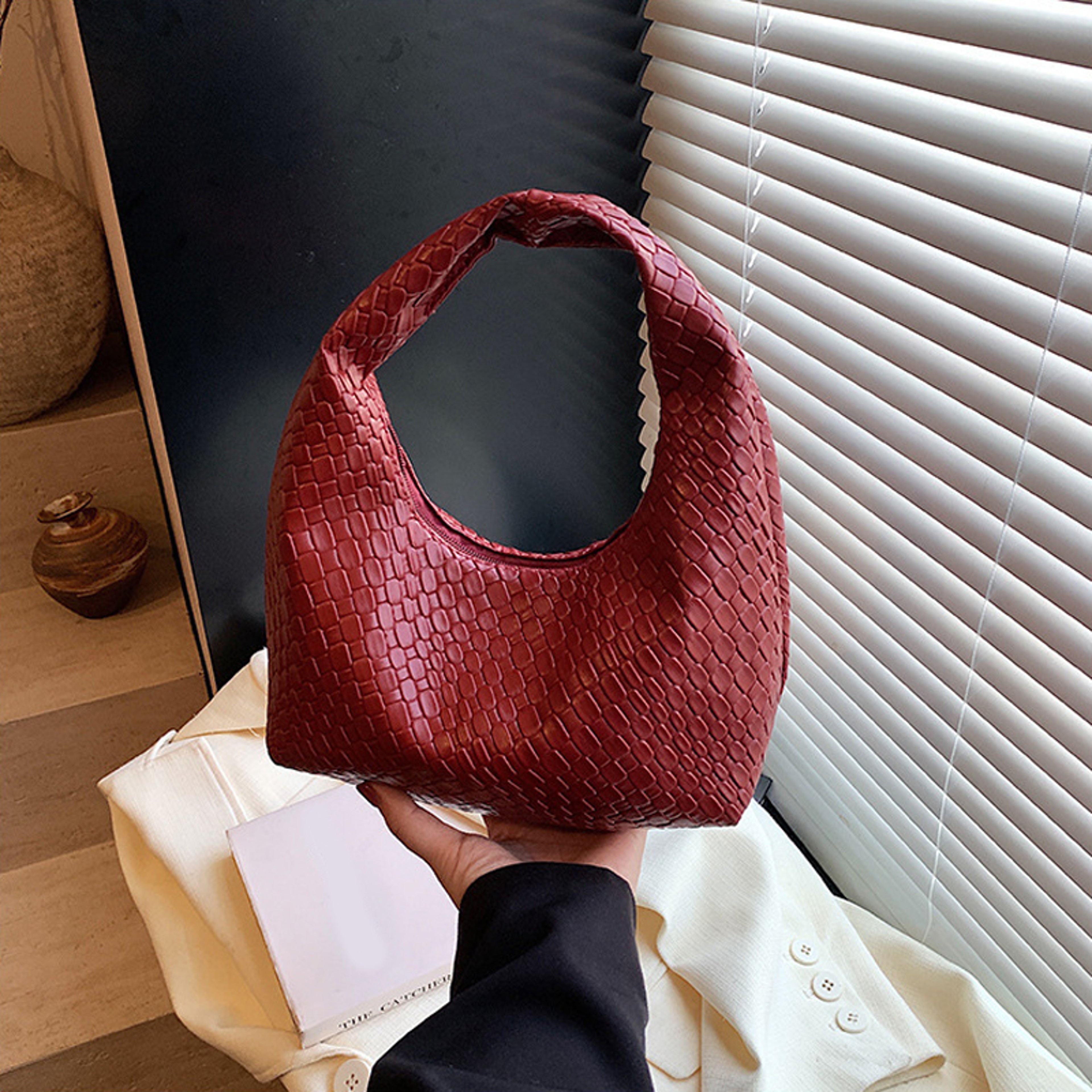 Elegant Woven PU Leather Hobo Bag Small Top Handle Shoulder Handbag For Women 8
