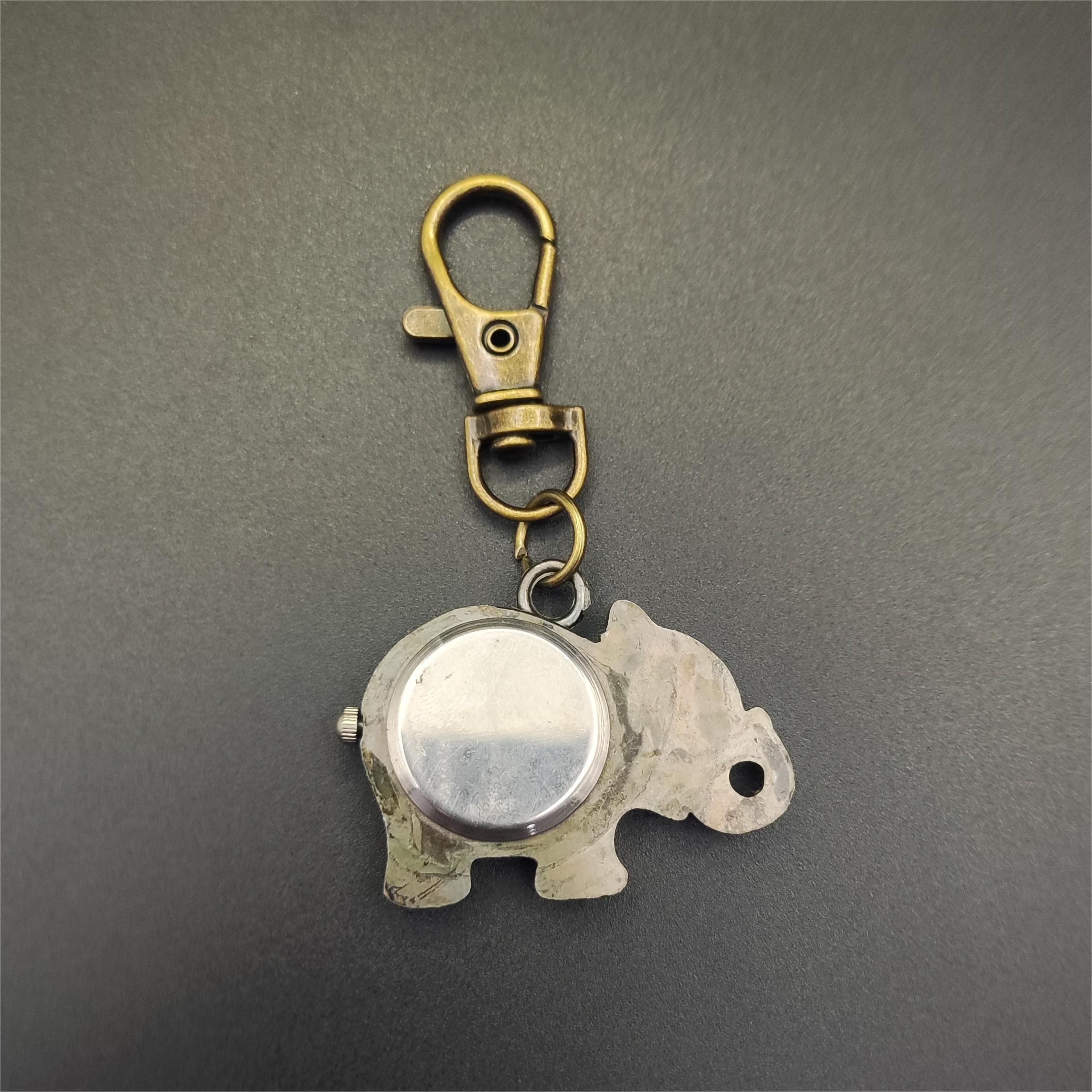 Retro Elephant Keychain Watch Cute Portable Quartz Pocket Watch For Students And Gifts 2