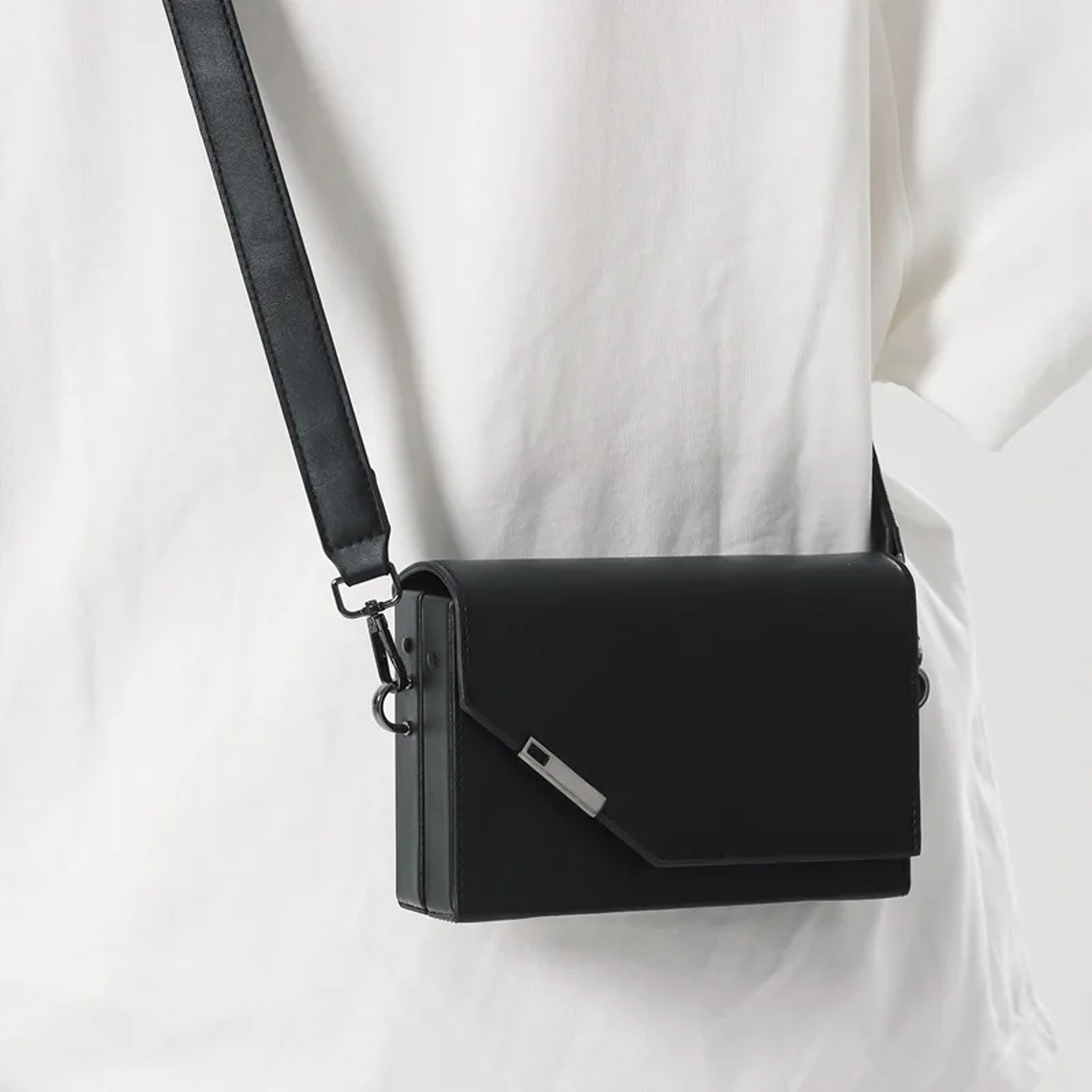 Mens PU Leather Crossbody Bag Compact Street Style Mini Messenger Shoulder Bag 0