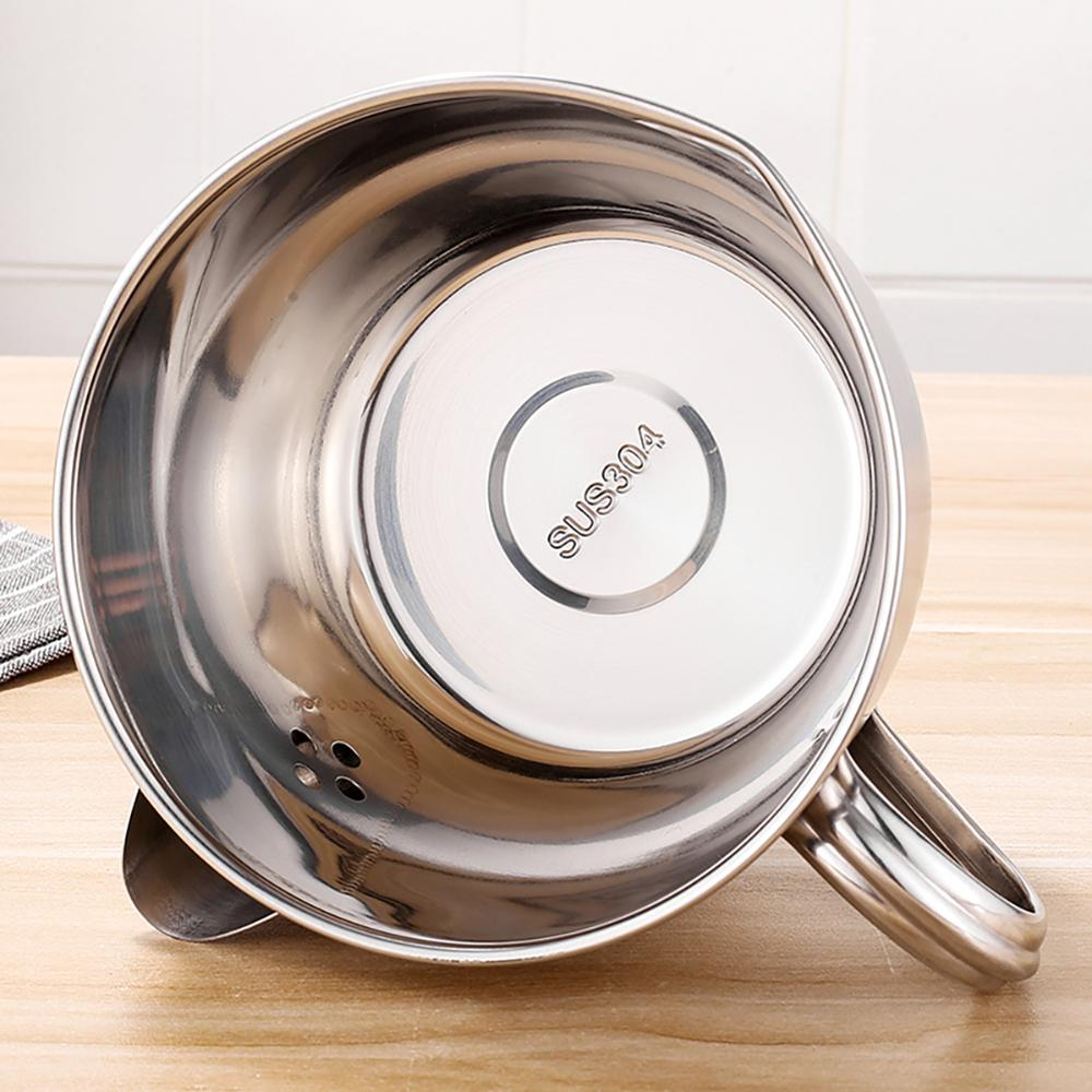 Stainless Steel Fat Separator Jug with Strainer Grease Separator for Healthy Cooking – view 4