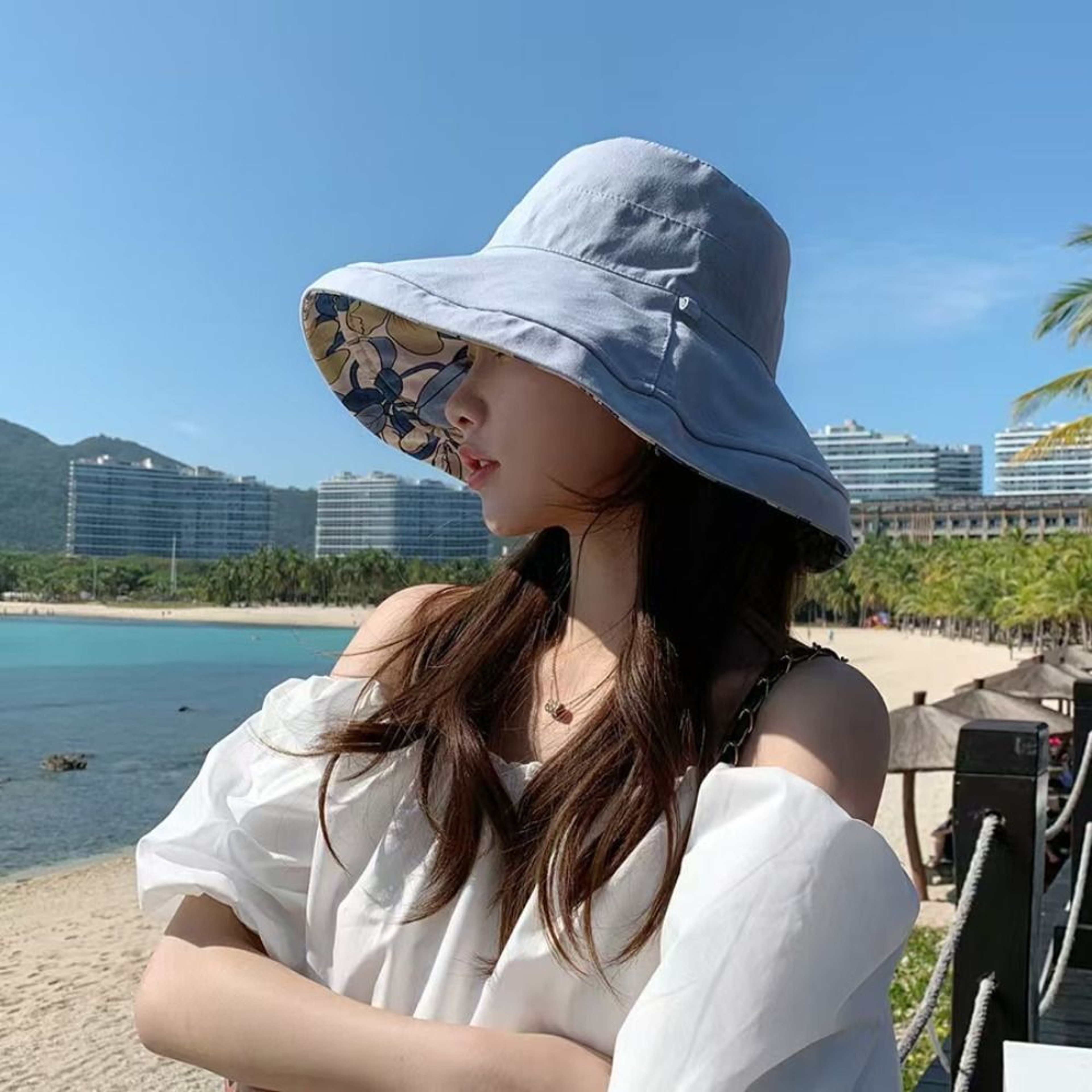 Reversible Wide Brim Sun Hat for Women with UV Protection and Windproof Beach Style – view 2