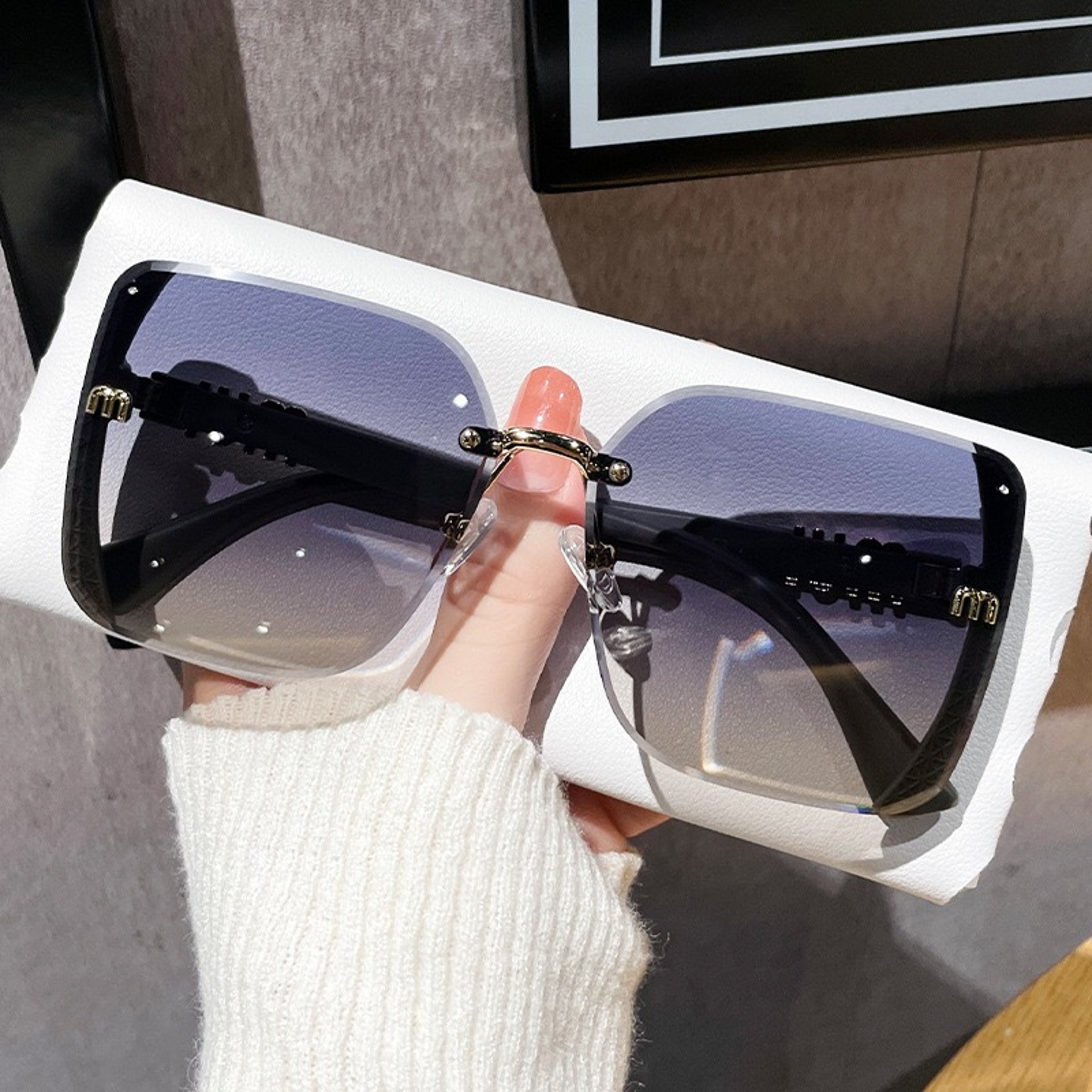 Luxe Retro Square Sunglasses for Women Vintage Driving Shades – view 9