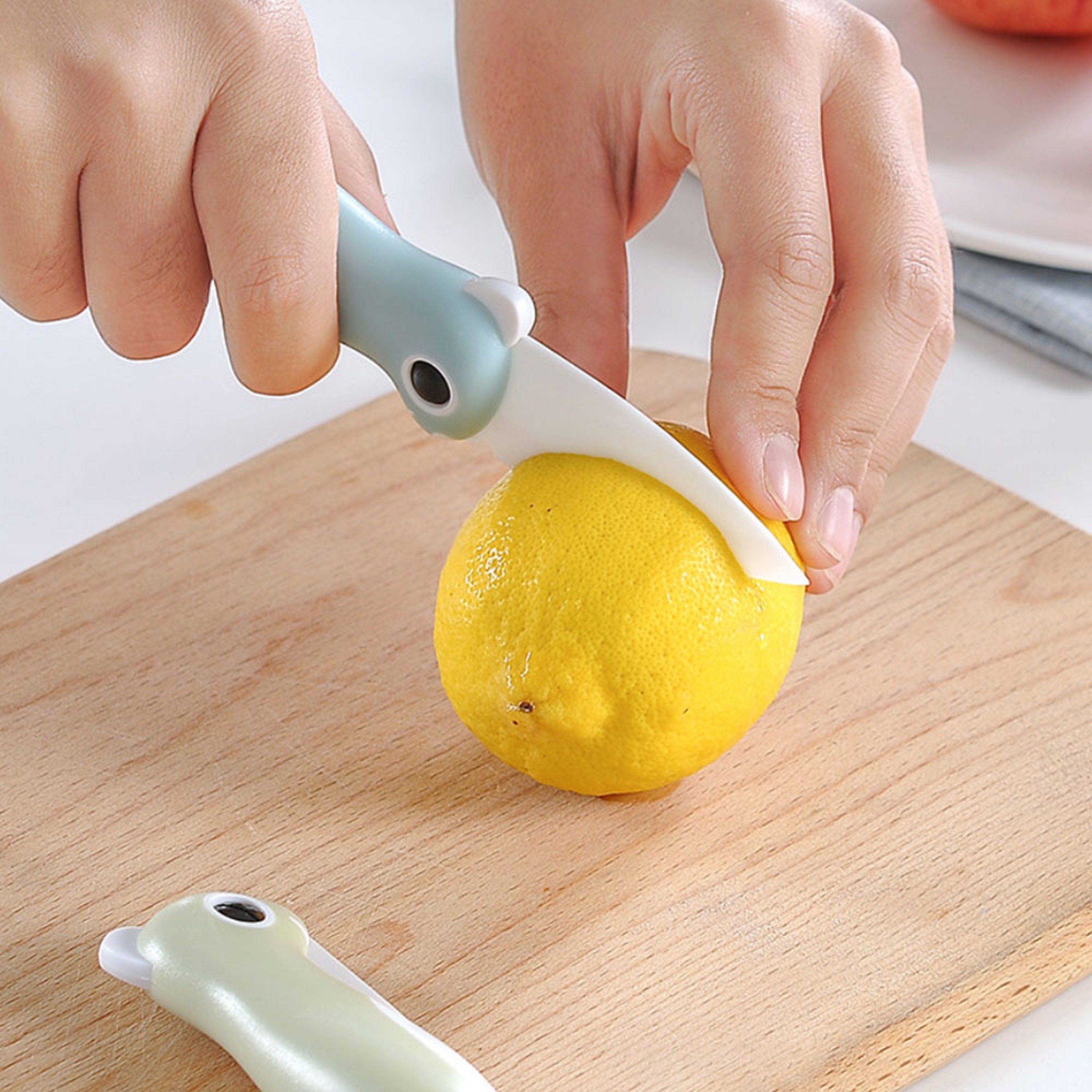 Cartoon Ceramic Folding Fruit Knife for Kids Safe Mini Portable Peeler – view 4