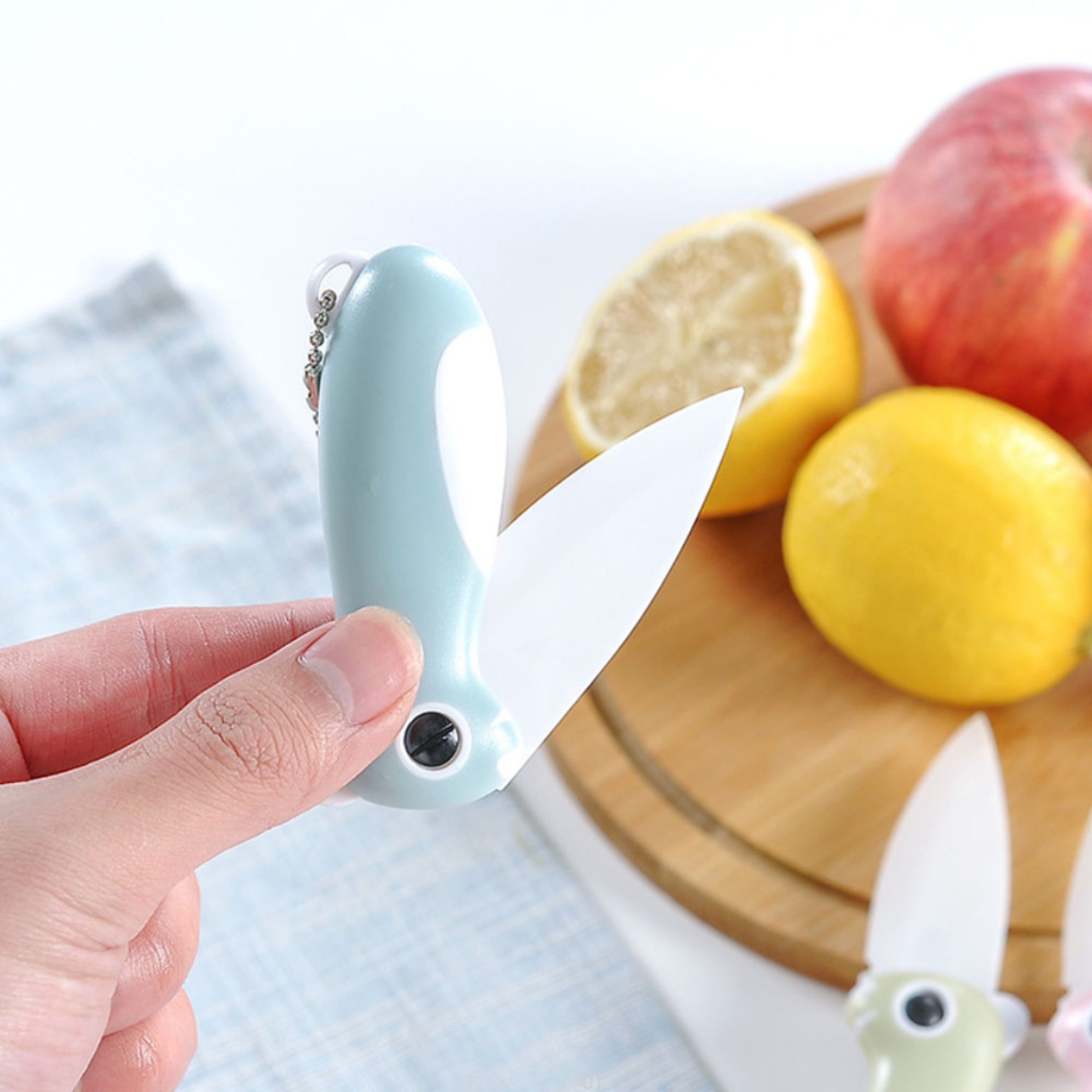 Cartoon Ceramic Folding Fruit Knife for Kids Safe Mini Portable Peeler – view 5
