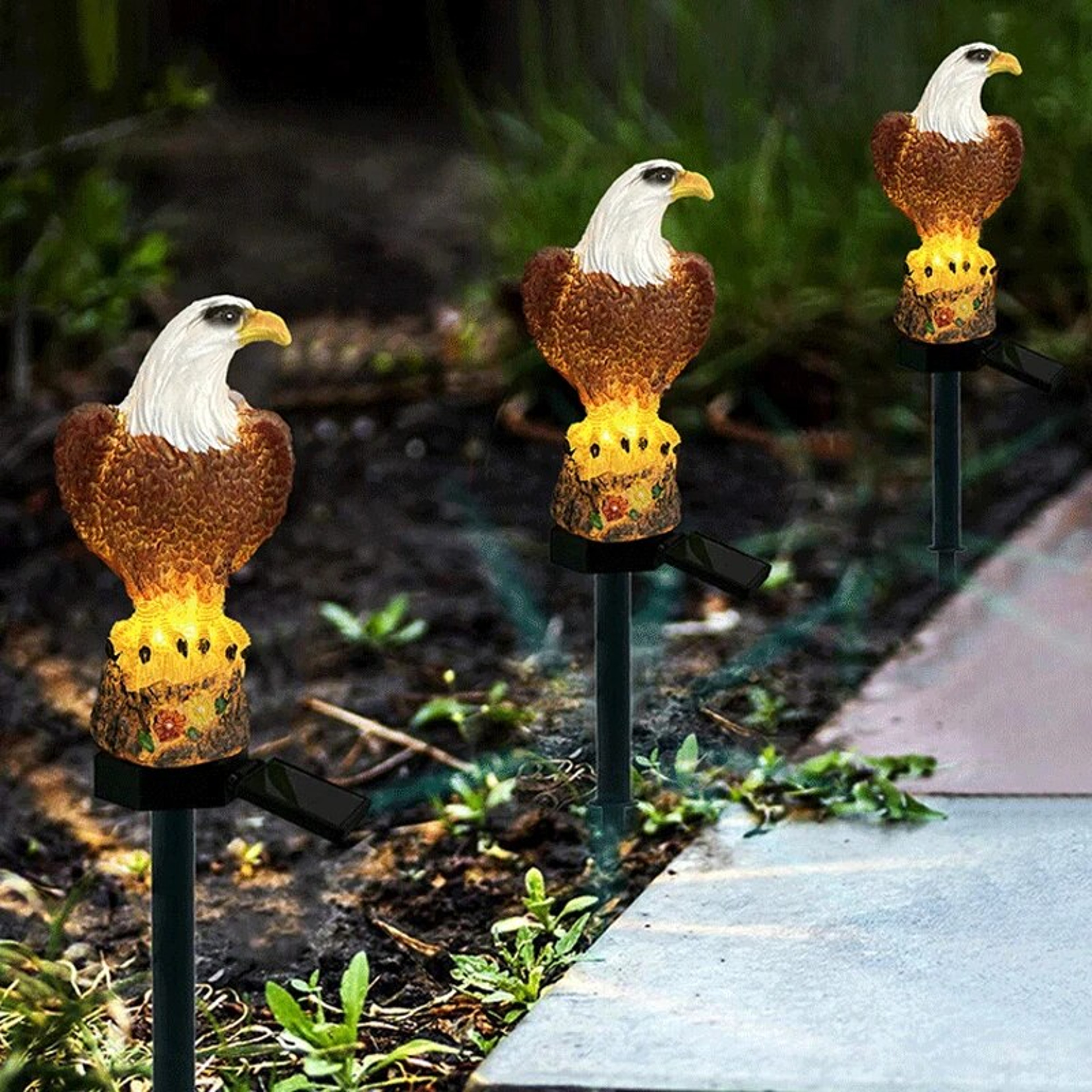Solar Resin Eagle Outdoor Lamp Garden  Patio Decorative Lawn Light 4