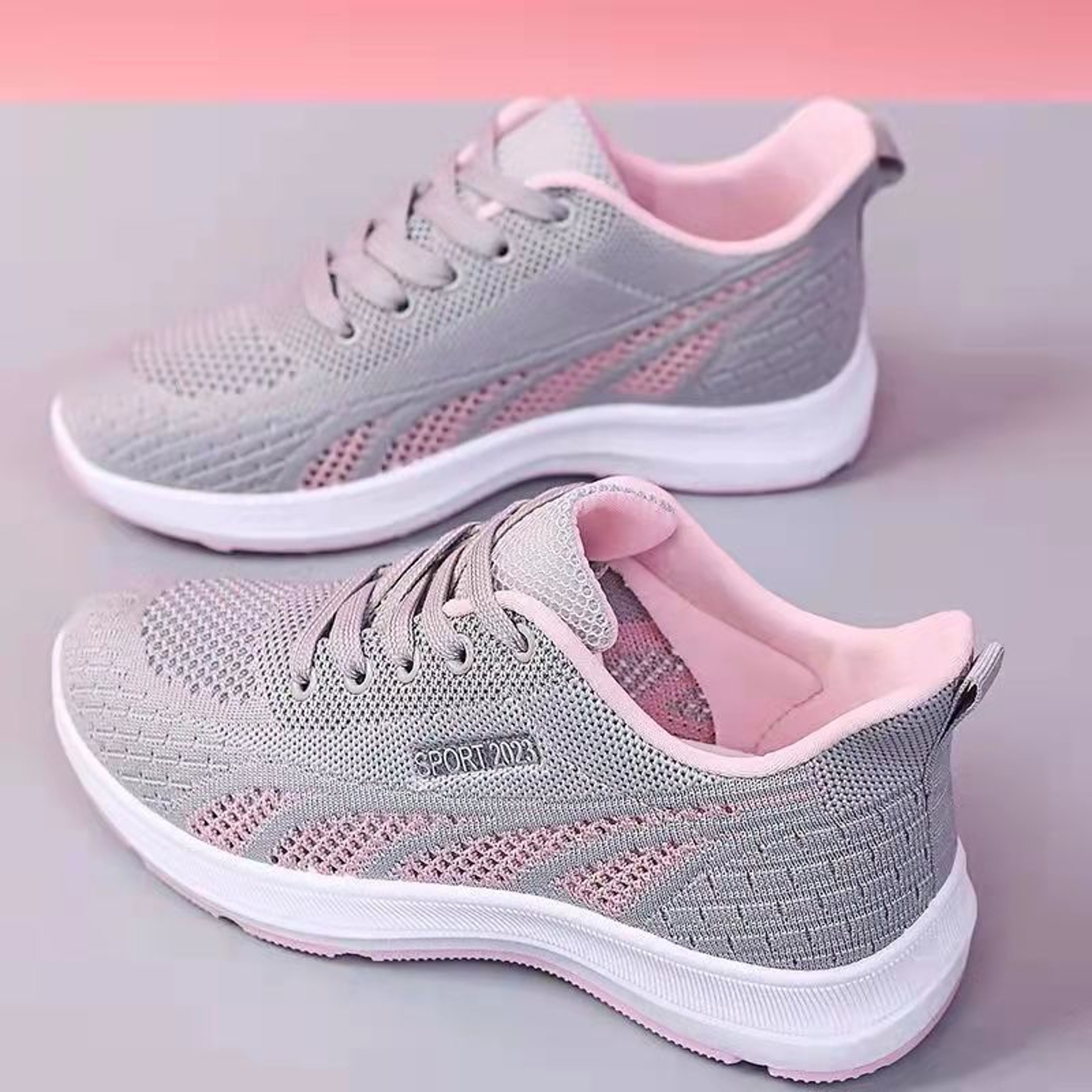Breathable Running Shoes for Women, Summer Mesh Sneakers with Air Cushion, Lightweight Outdoor Sports Trainers Lace-Up – view 1
