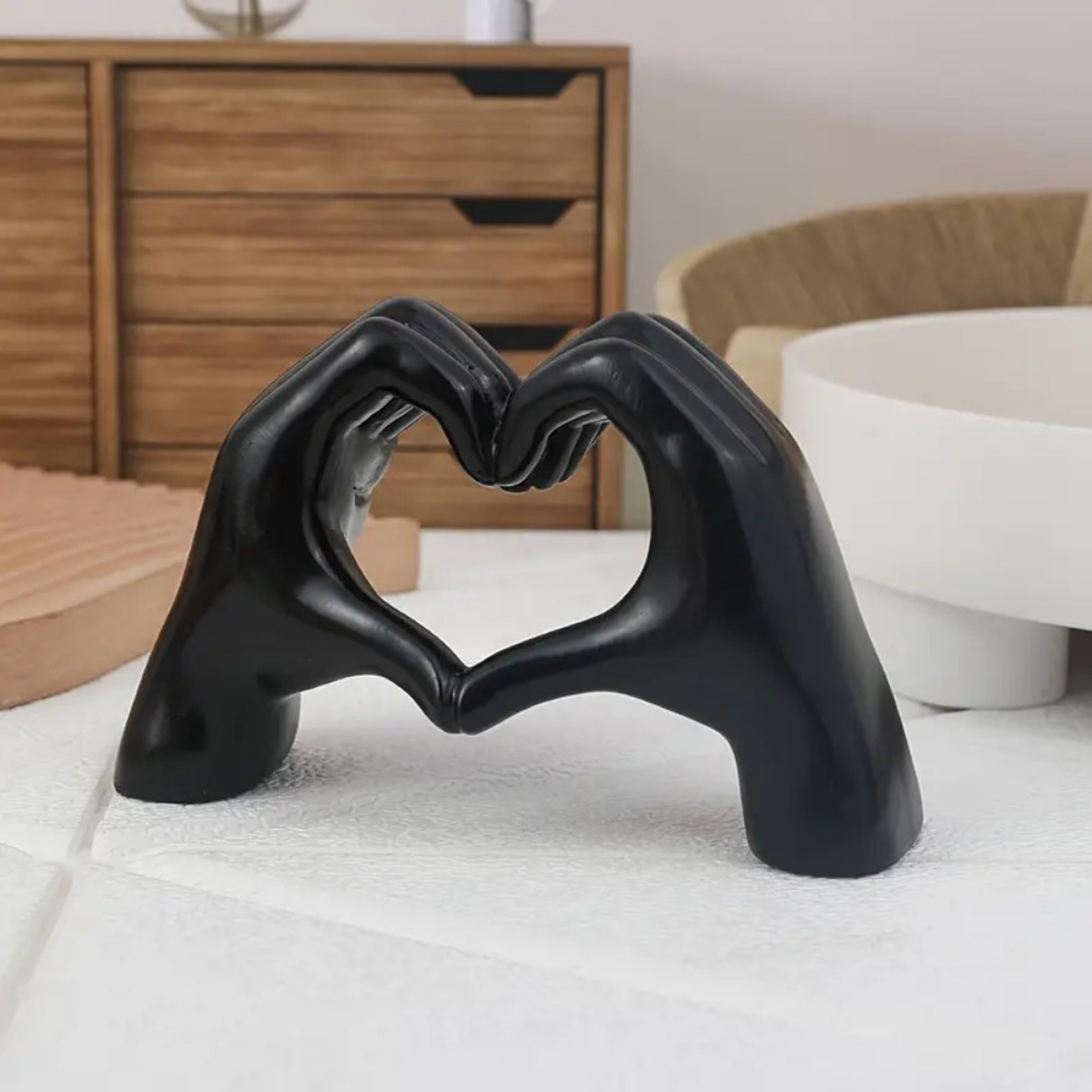 Modern Abstract Heart Hand Statue Love Figurines, Wedding Decoration, Desktop Accent for Bedroom, Living Room Decor – view 5
