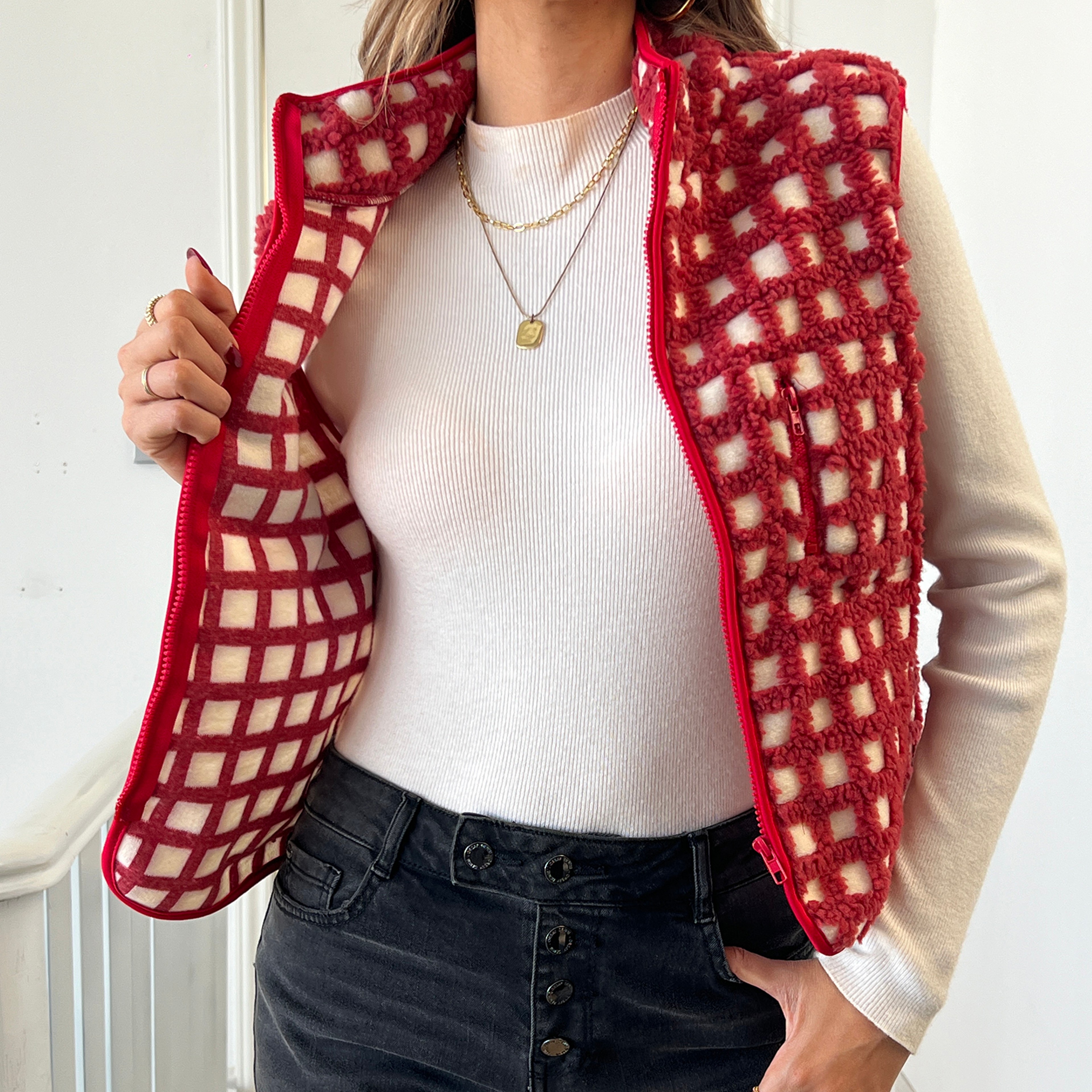 Womens Fuzzy Checkered Vest, Stand Collar Zip Up Jacket, Sleeveless Warm Outwear, Loose Fit Spring Fall Layer – view 2