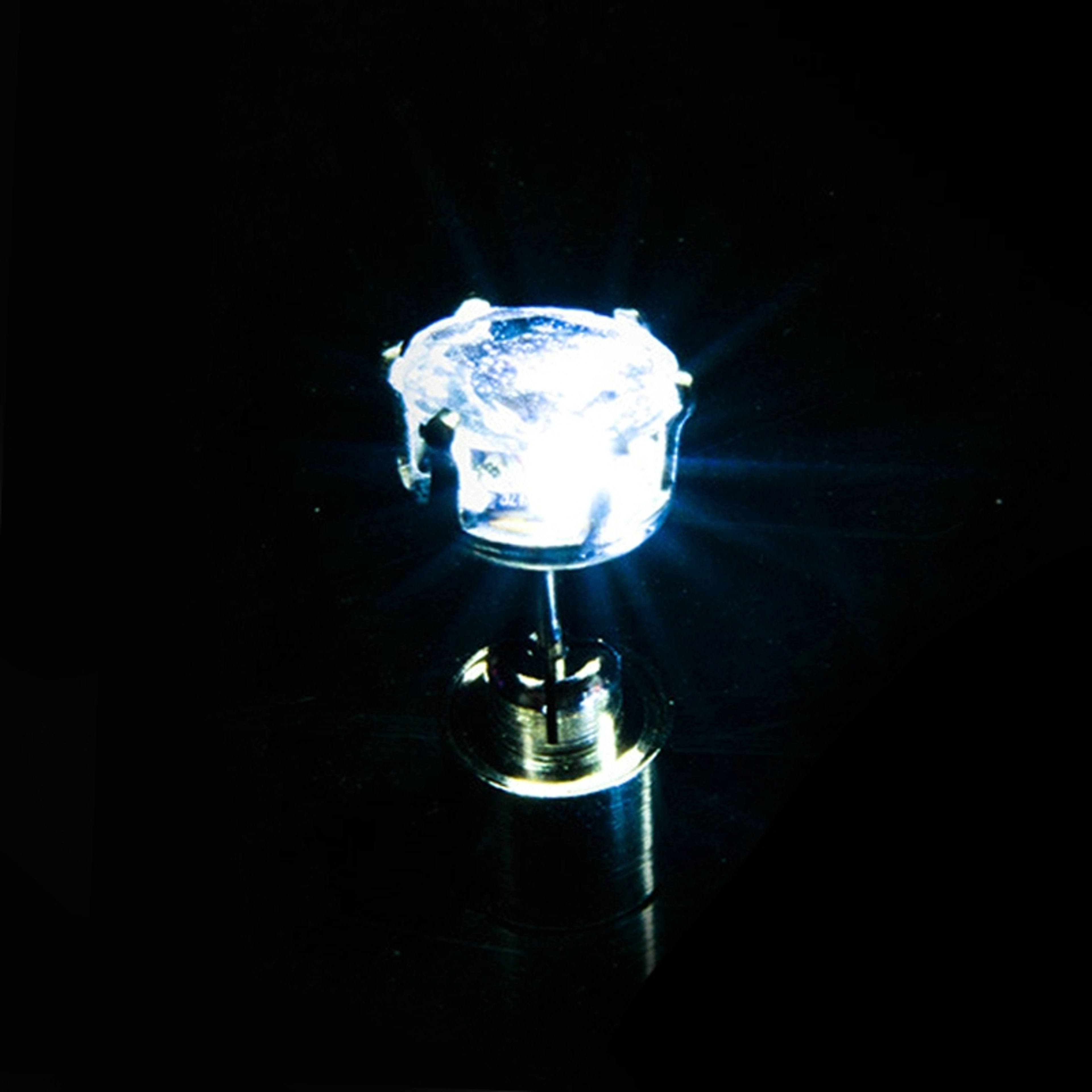 1 Pc Fashion Led Earring Glowing Crystal Stainless Ear Drop Light Up Ear Stud Party Luminous Neon M 7