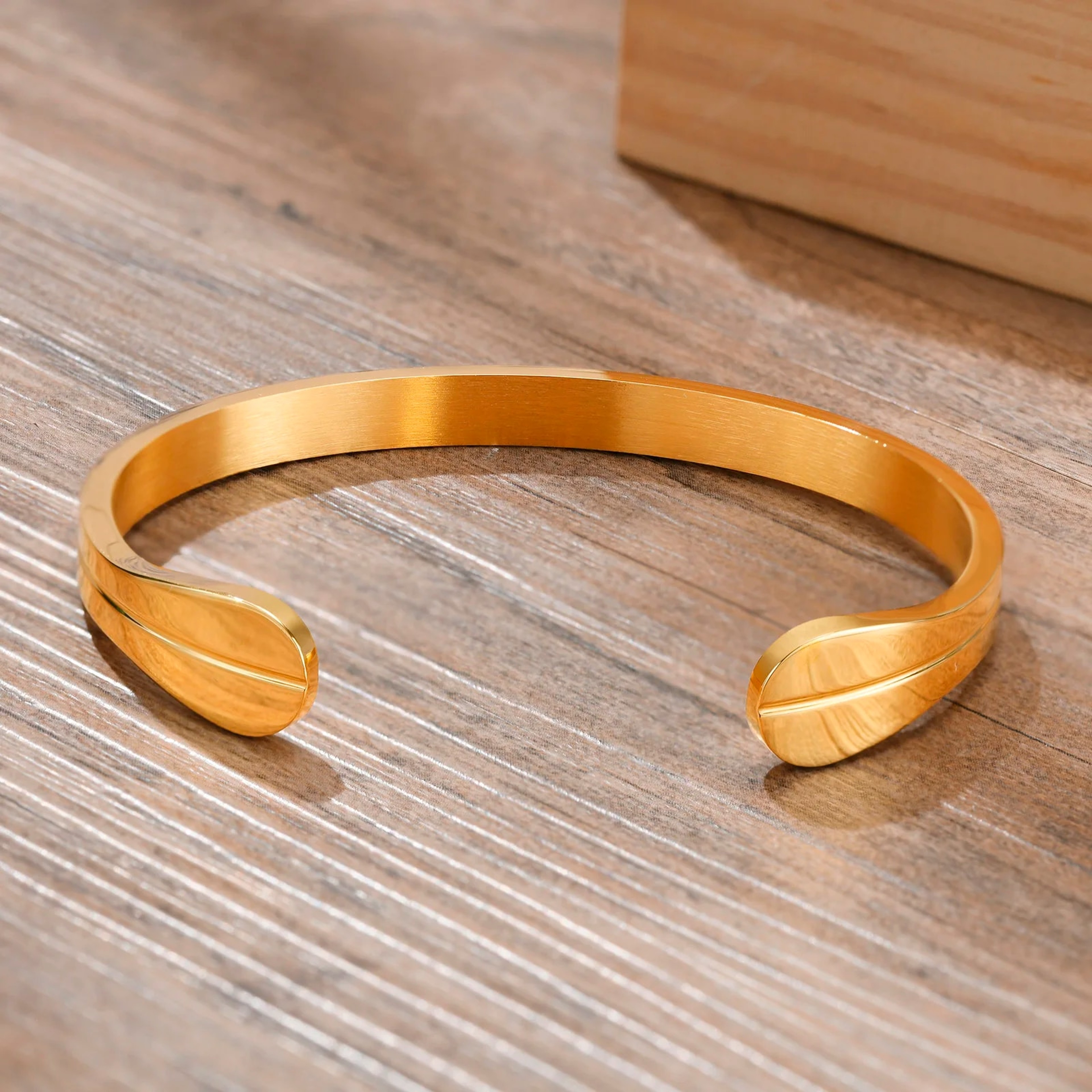 yMeyMen-s-Thin-Bracelet-Stainless-Steel-Cuff-Bangle-Bracelet-Thin-Cuff-Boyfriend-Cuff-Gifts-for-Him.jpg