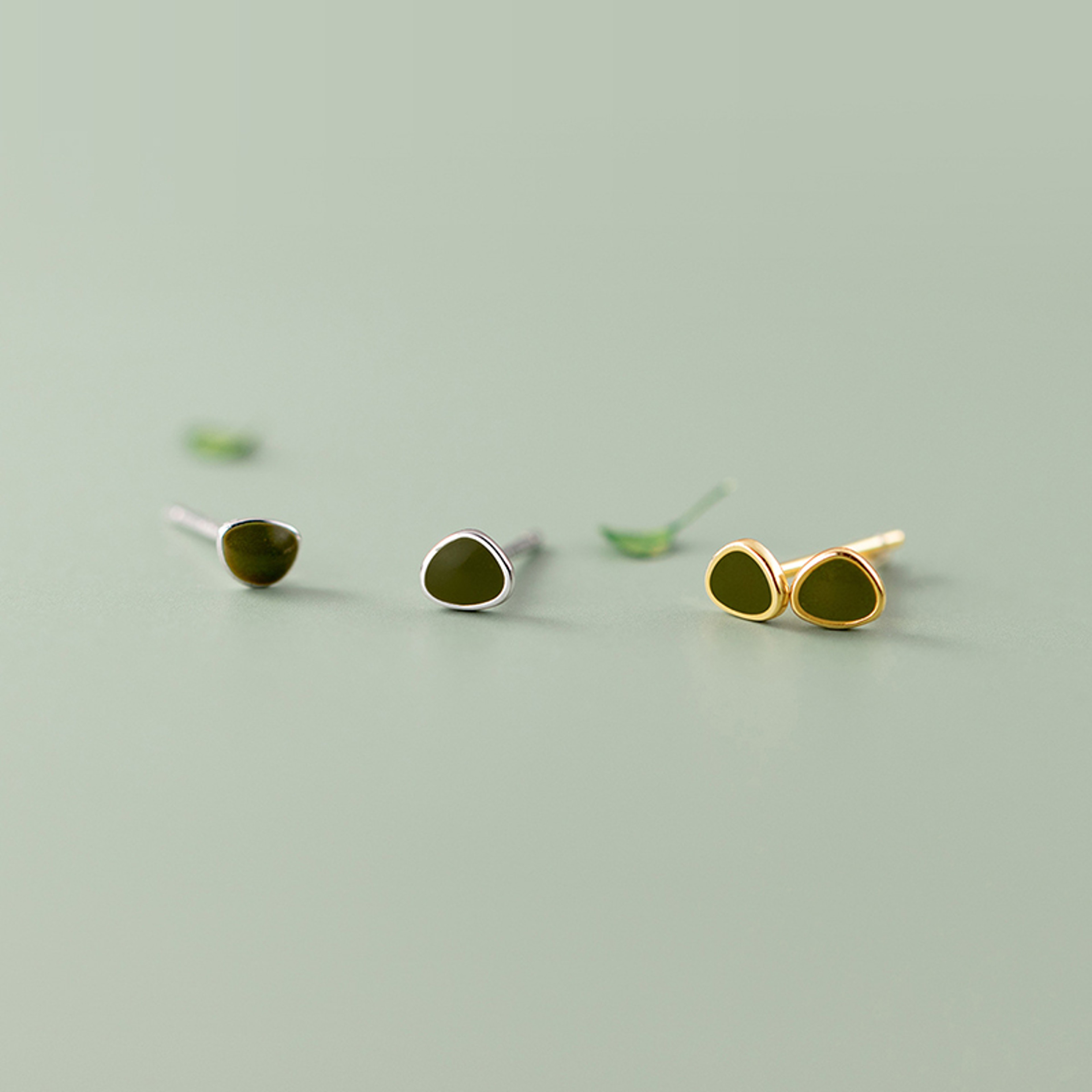 xI9aWANTME-925-Sterling-Silver-Geometric-Green-Enamel-Small-Stud-Earrings-for-Women-Minimalist-Teen-Ear-Bone.jpg