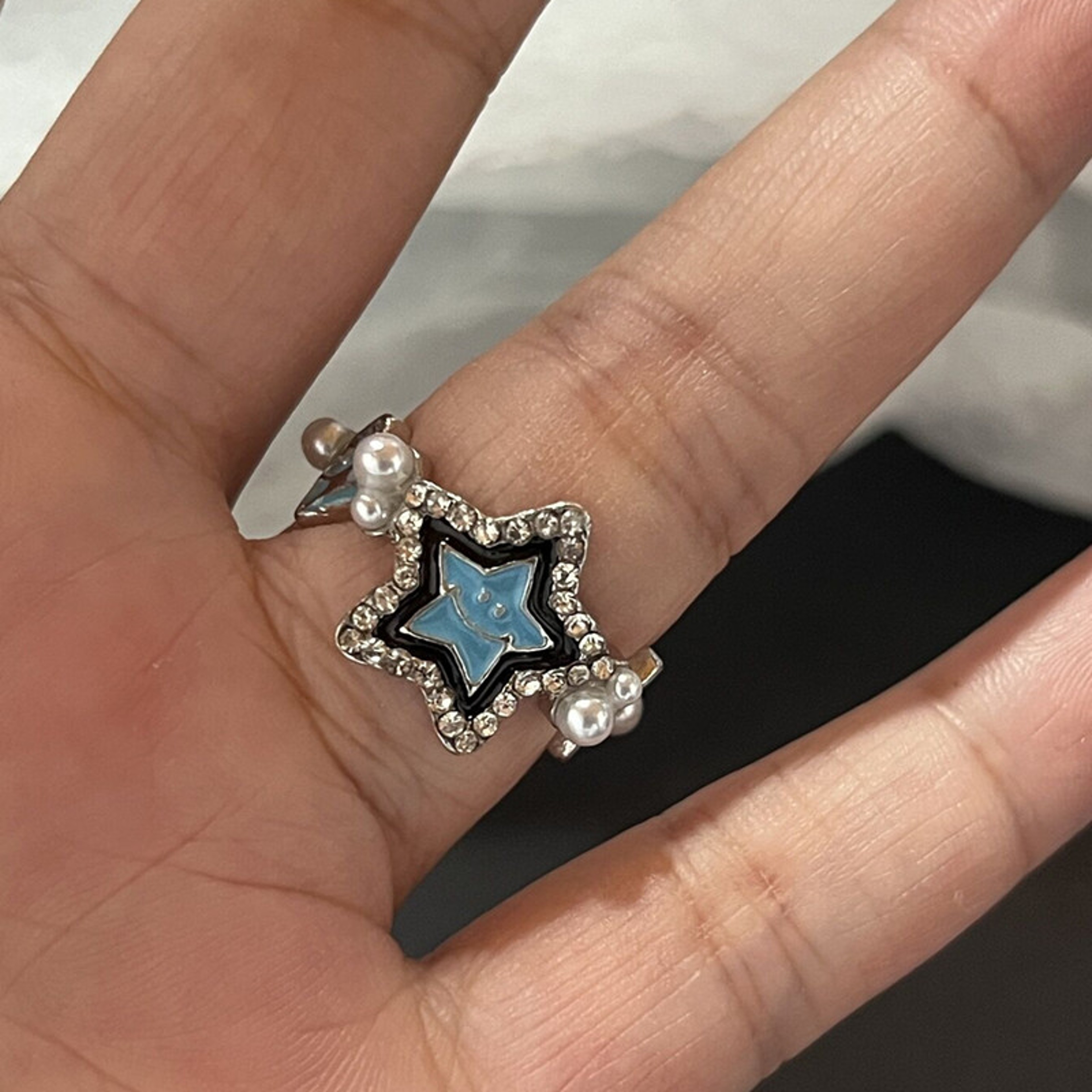 KKhAY2K-Crystal-Rings-Kpop-Heart-Adjustable-Ring-Irregular-Geometry-Punk-Vintage-Rings-Set-for-Women-Girls.jpg