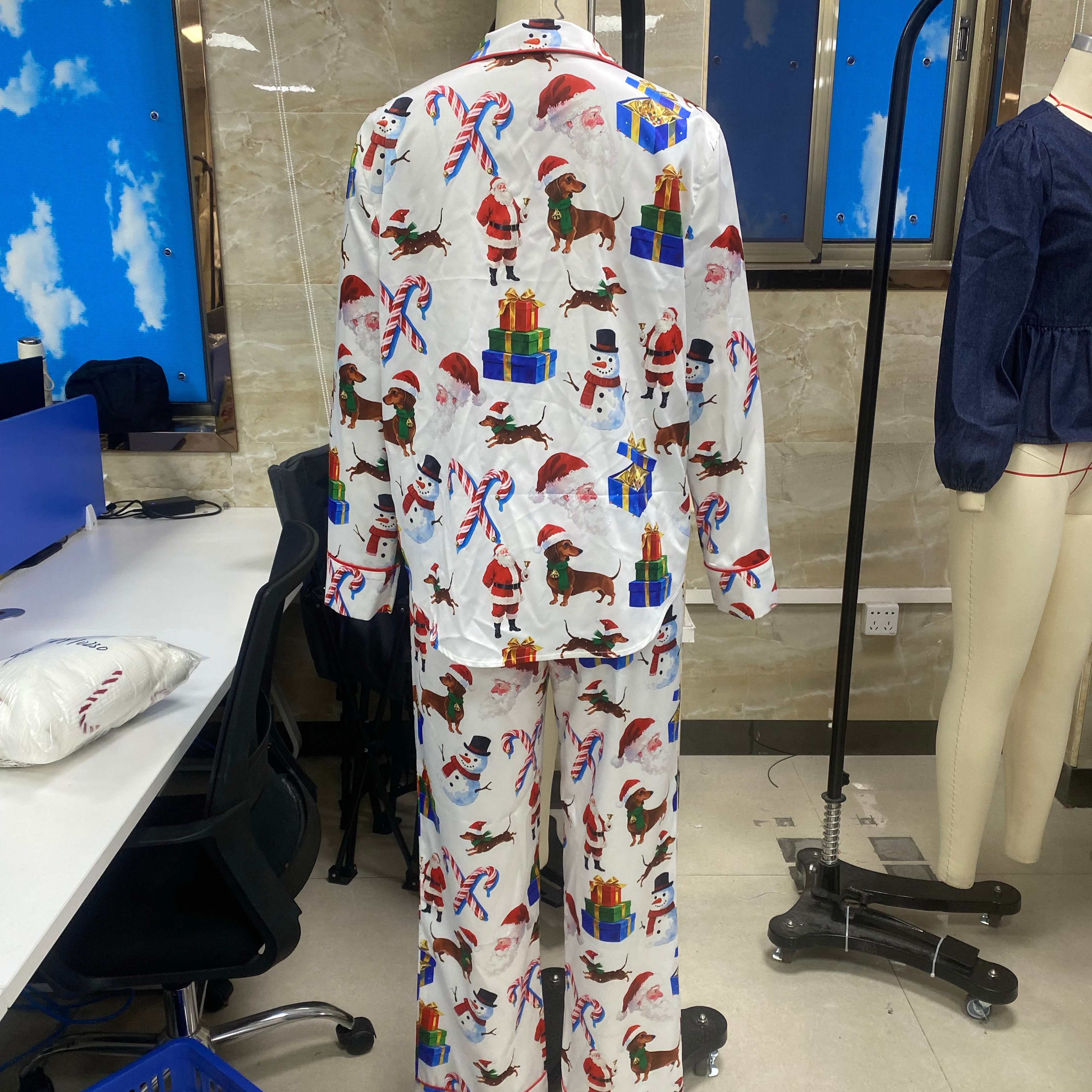 Christmas Women Pajama Set, Festive Long Sleeve Shirt and Pants, Cozy Holiday Sleepwear Loungewear with Bow, Dog – view 6