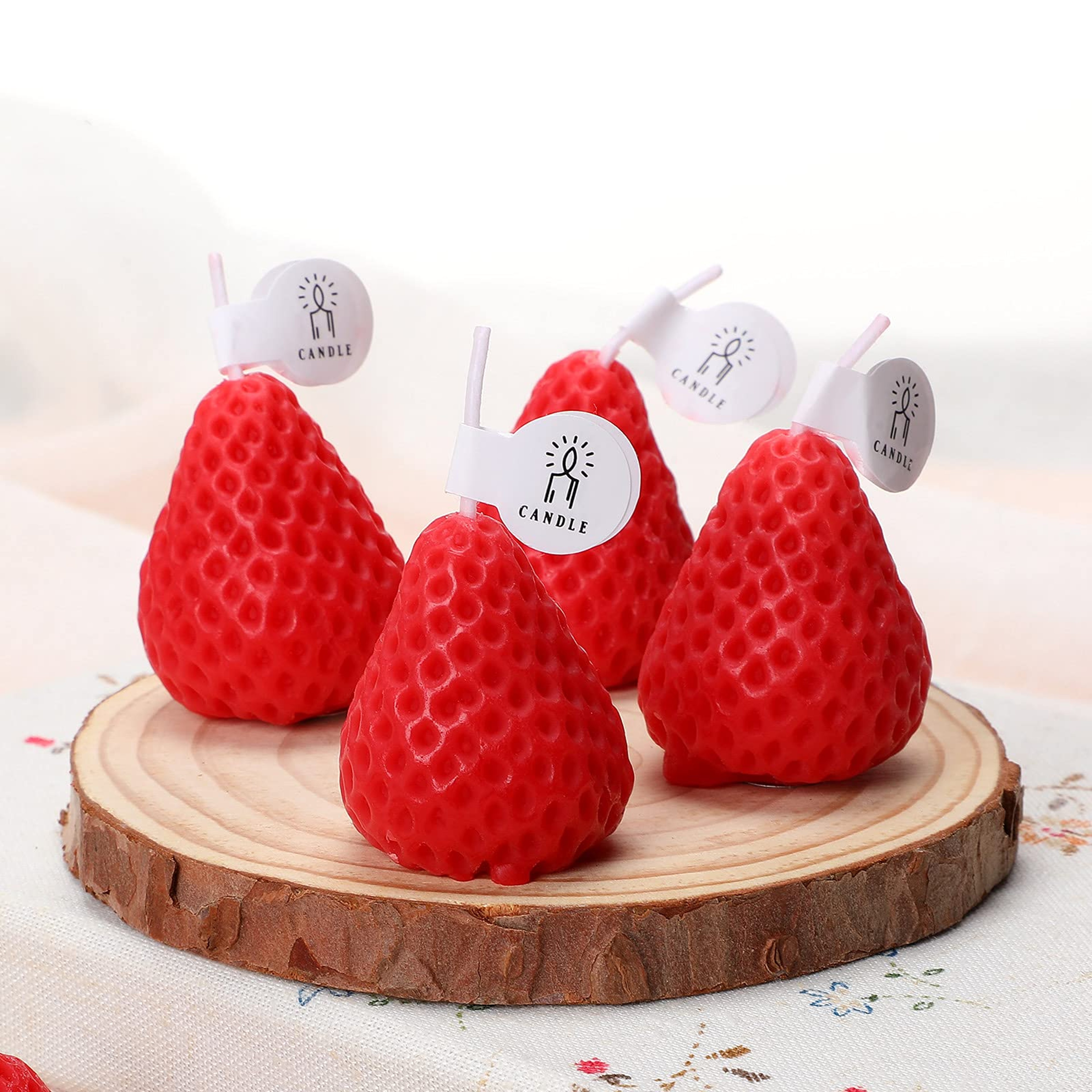 Handmade Strawberry Scented Candle, Fruit Aroma Soy Wax, Valentine's Day Decoration and Birthday Gifts – view 4
