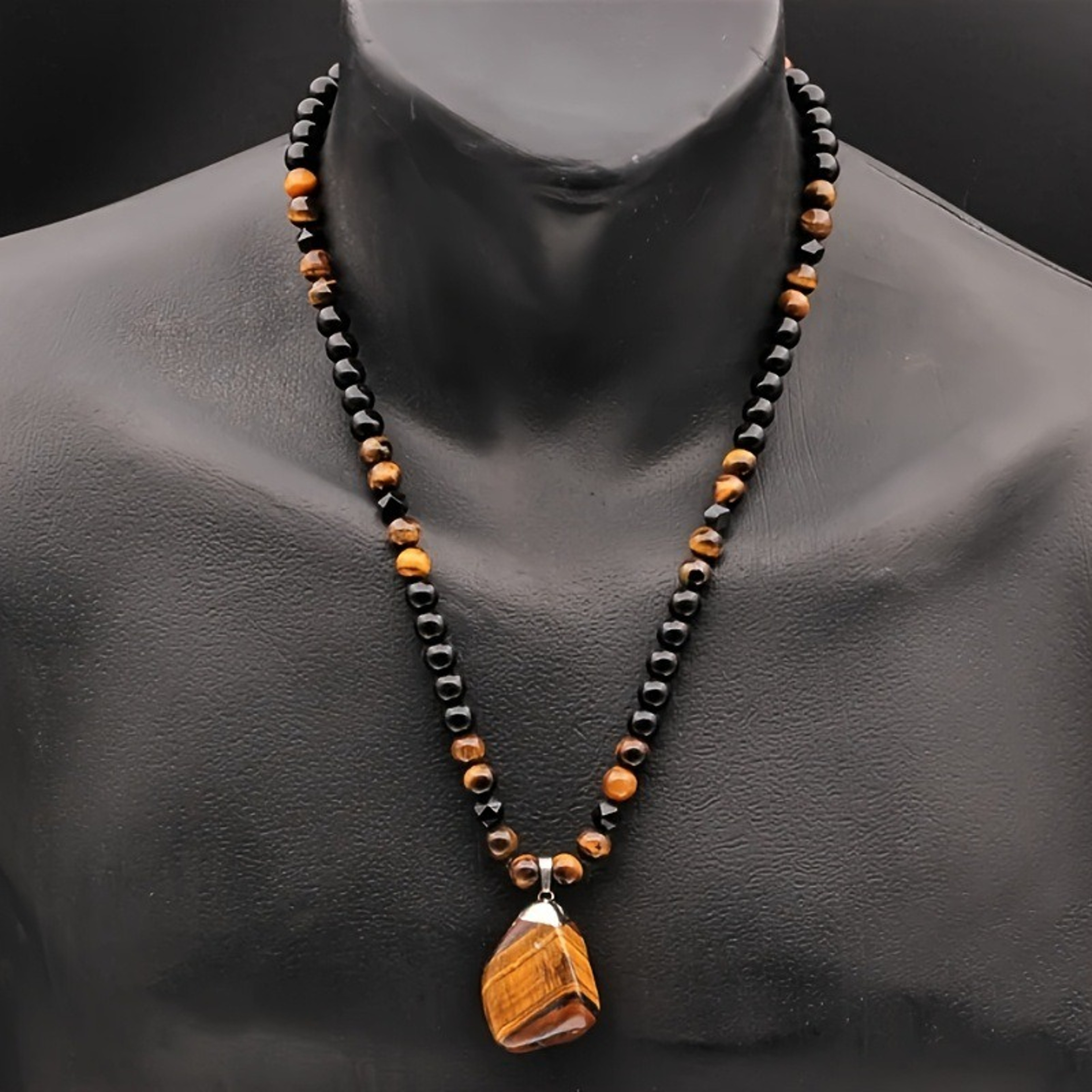 Personalized Tiger Eye Stone Beaded Necklace Irregular Pendant Black Color Mens Fashion Pendant Nec 2