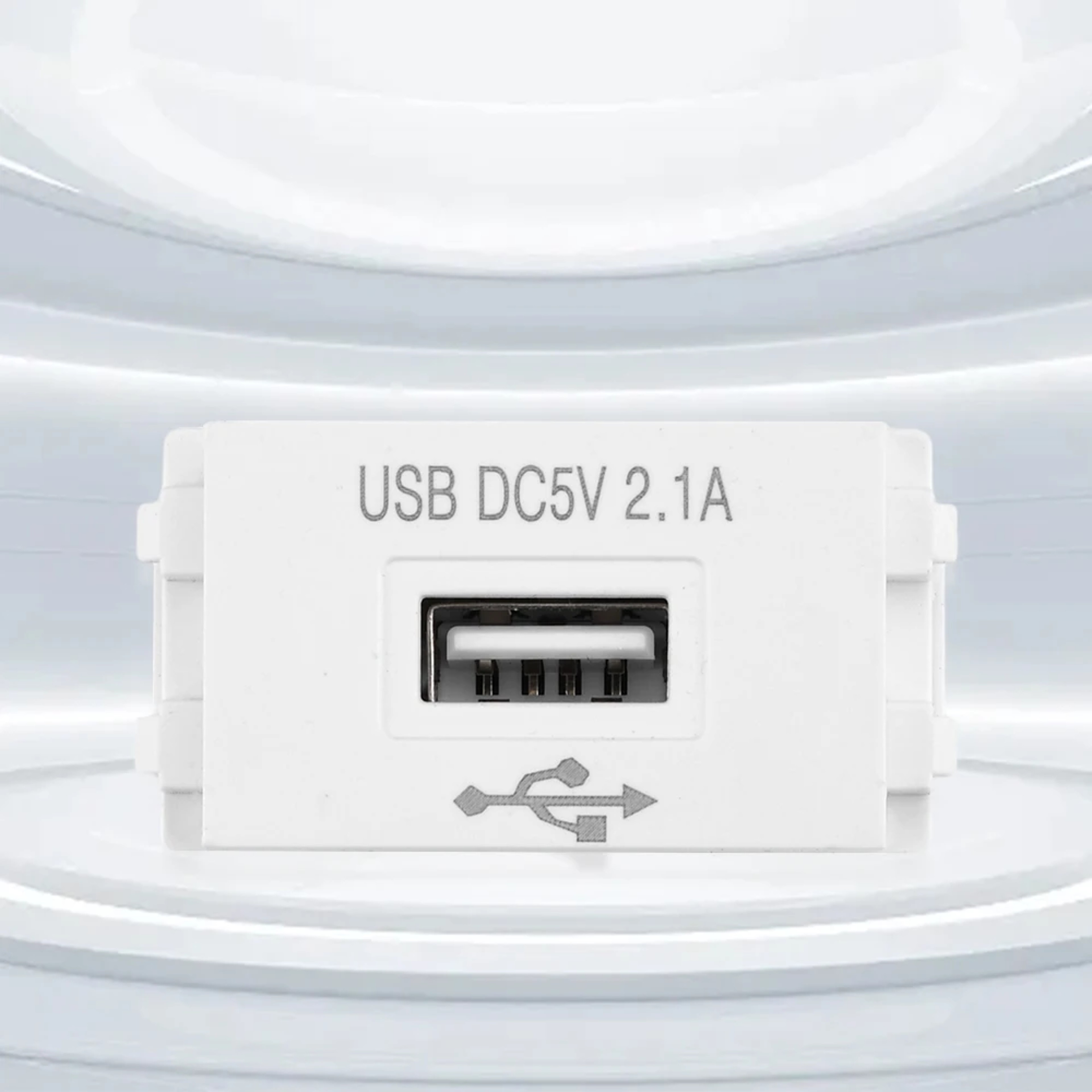 USB Power Module Socket Transformer Mobile Phone Charging Panel Switching Adapter USB Charging Powe 4