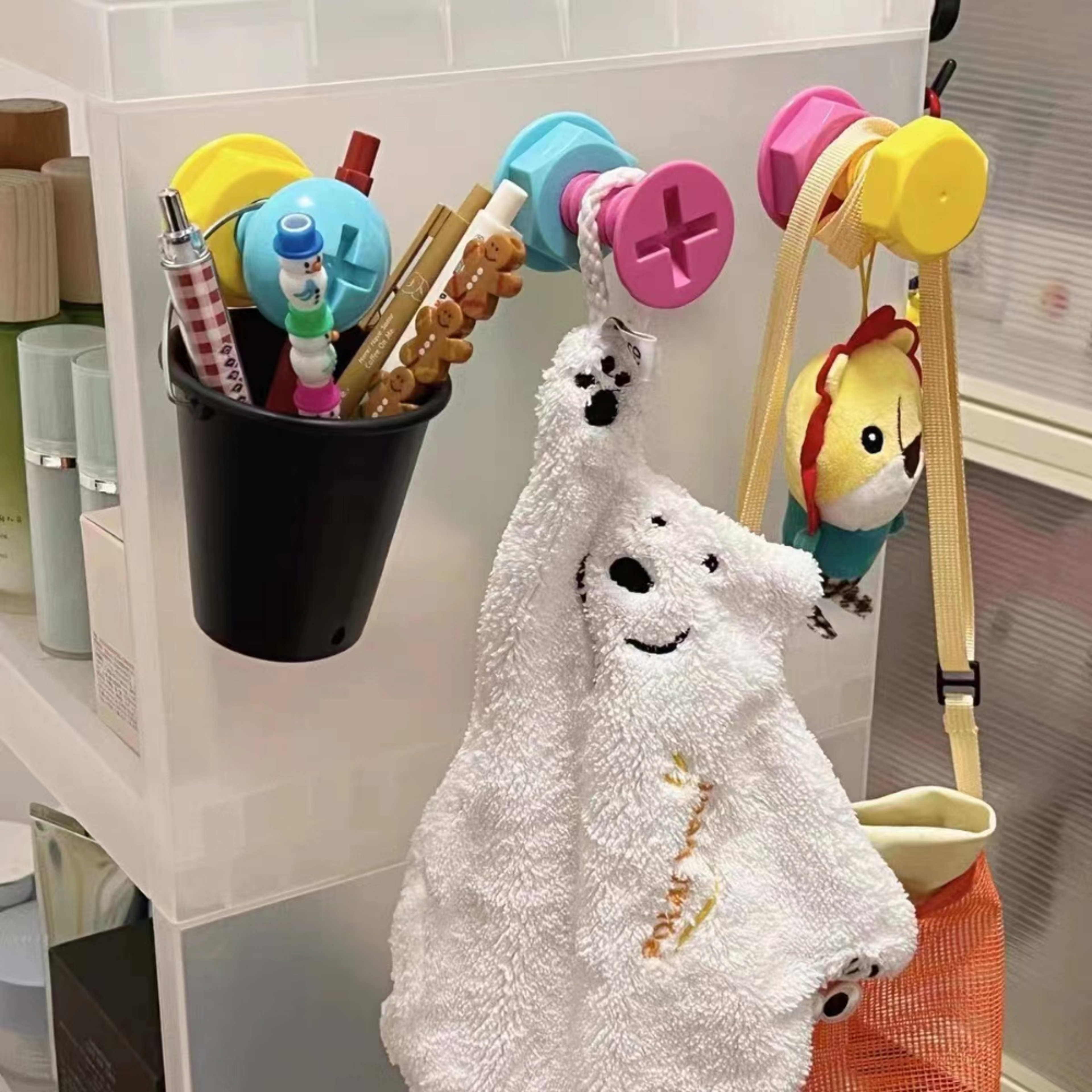 Creative Wall Hooks Screws Adhesive Hooks Behind Doors No Punching Clothes Hooks Strong Adhesive Fo 1