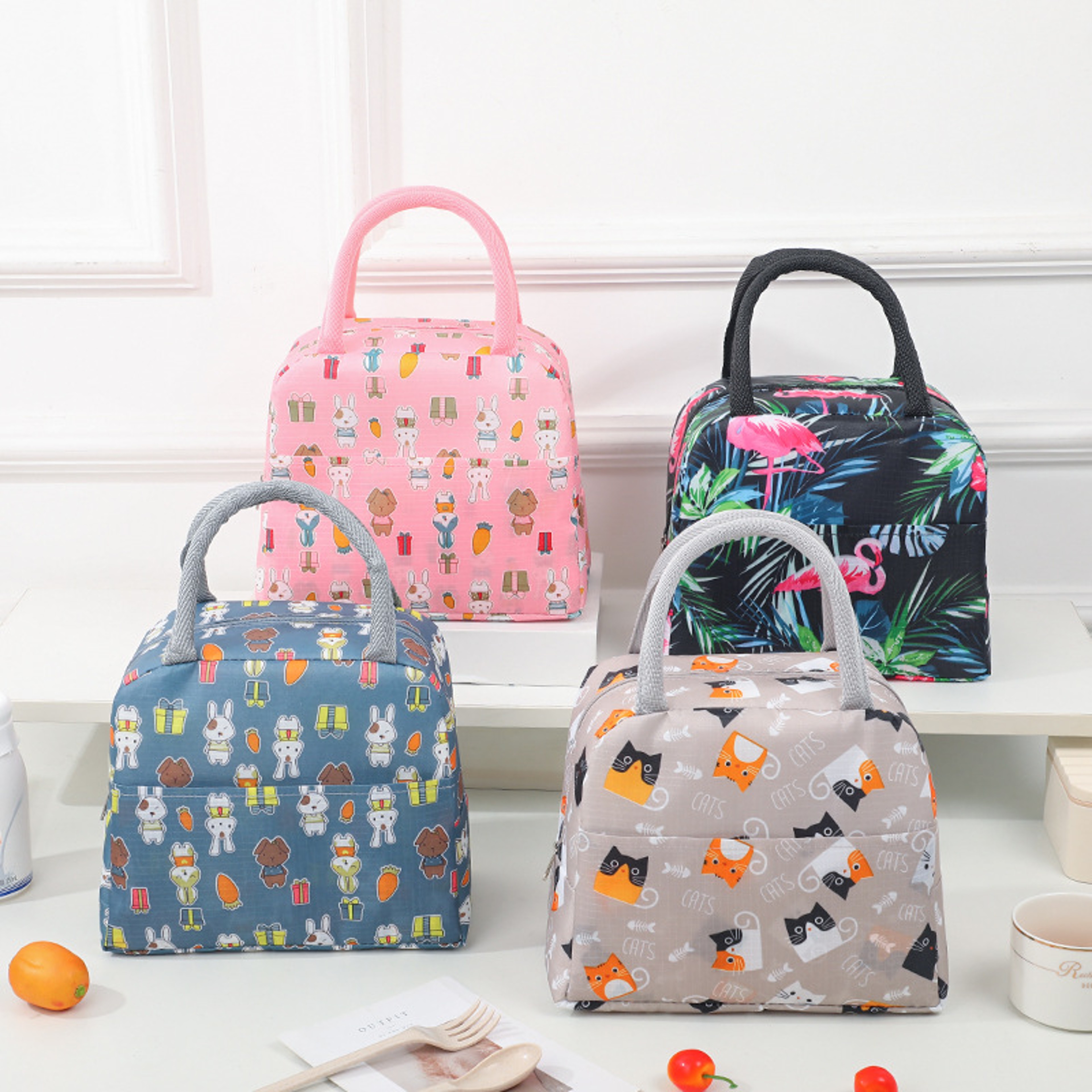 Portable Insulated Lunch Box for Kids - Large Capacity Picnic & School Bag – view 1
