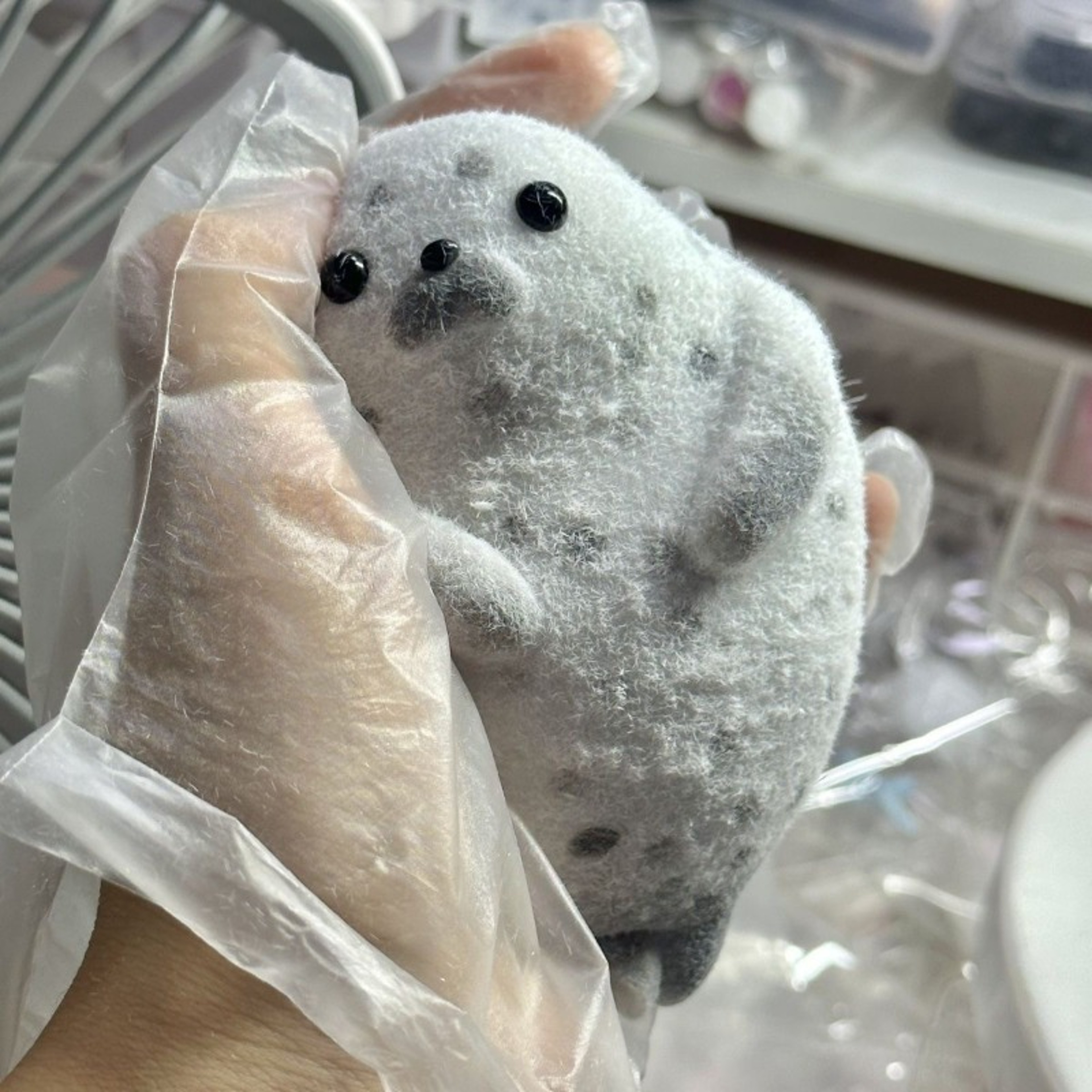 Seal Squeeze Toy Super Soft Stress Relief Fingertip Toy for Adults, Slow Rebound Antistress Gift – view 1