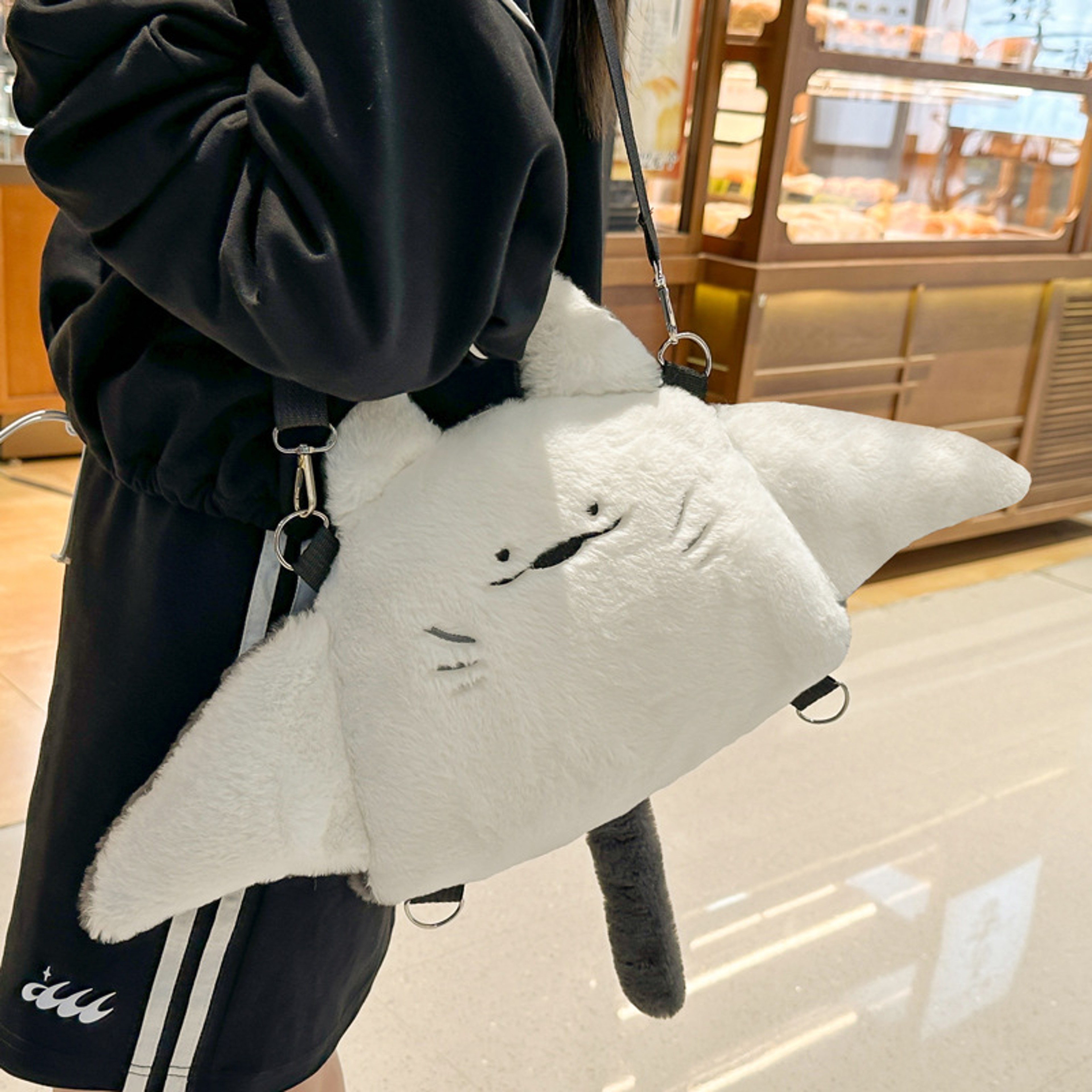 Creative Manta Ray Plush Backpack  Cute Fluffy Cartoon Animal Crossbody Schoolbag For Women 4