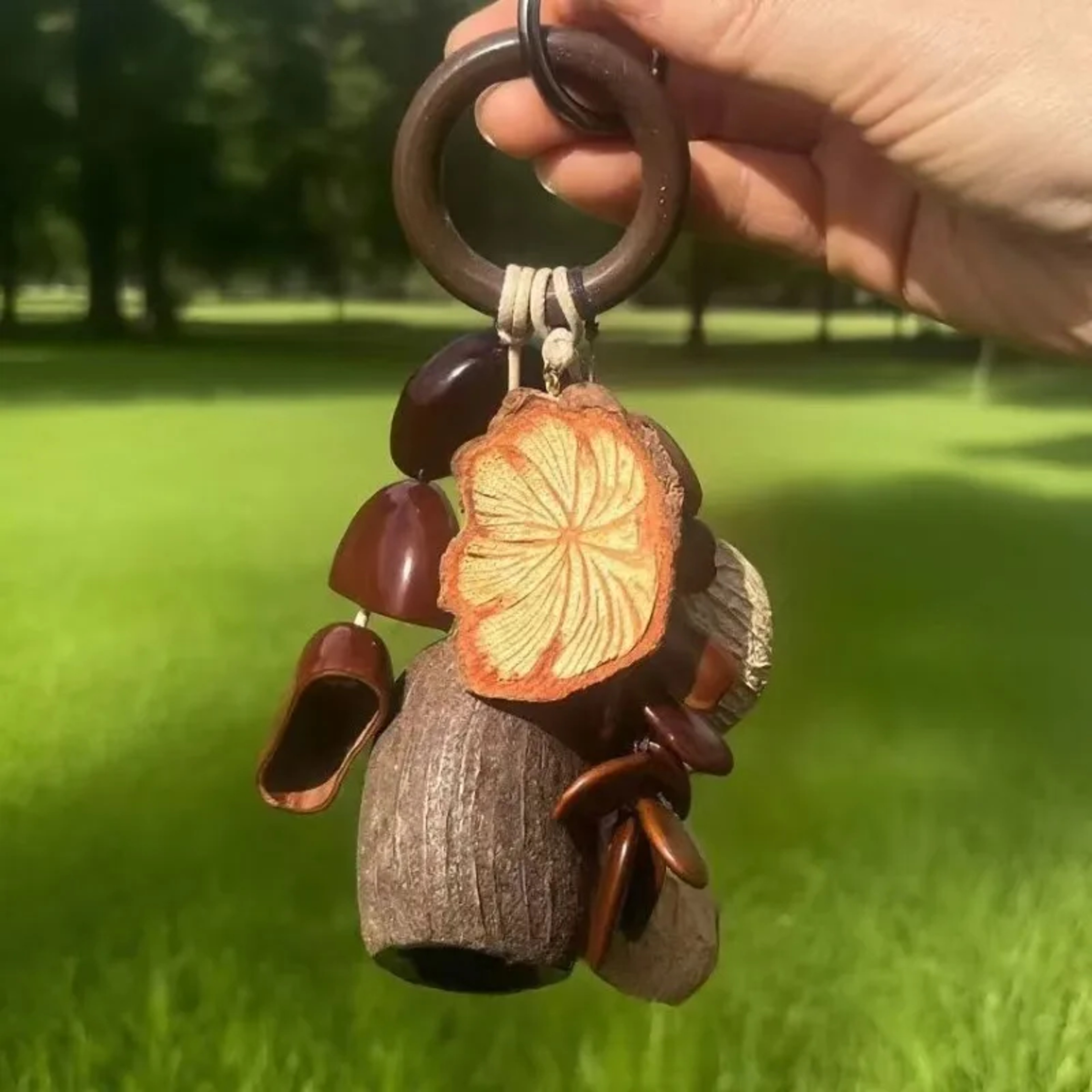 Creative Handcrafted Wind Chimes Pendant AncientStyle Fruit Shells Craft Decor For Children And Hom 0