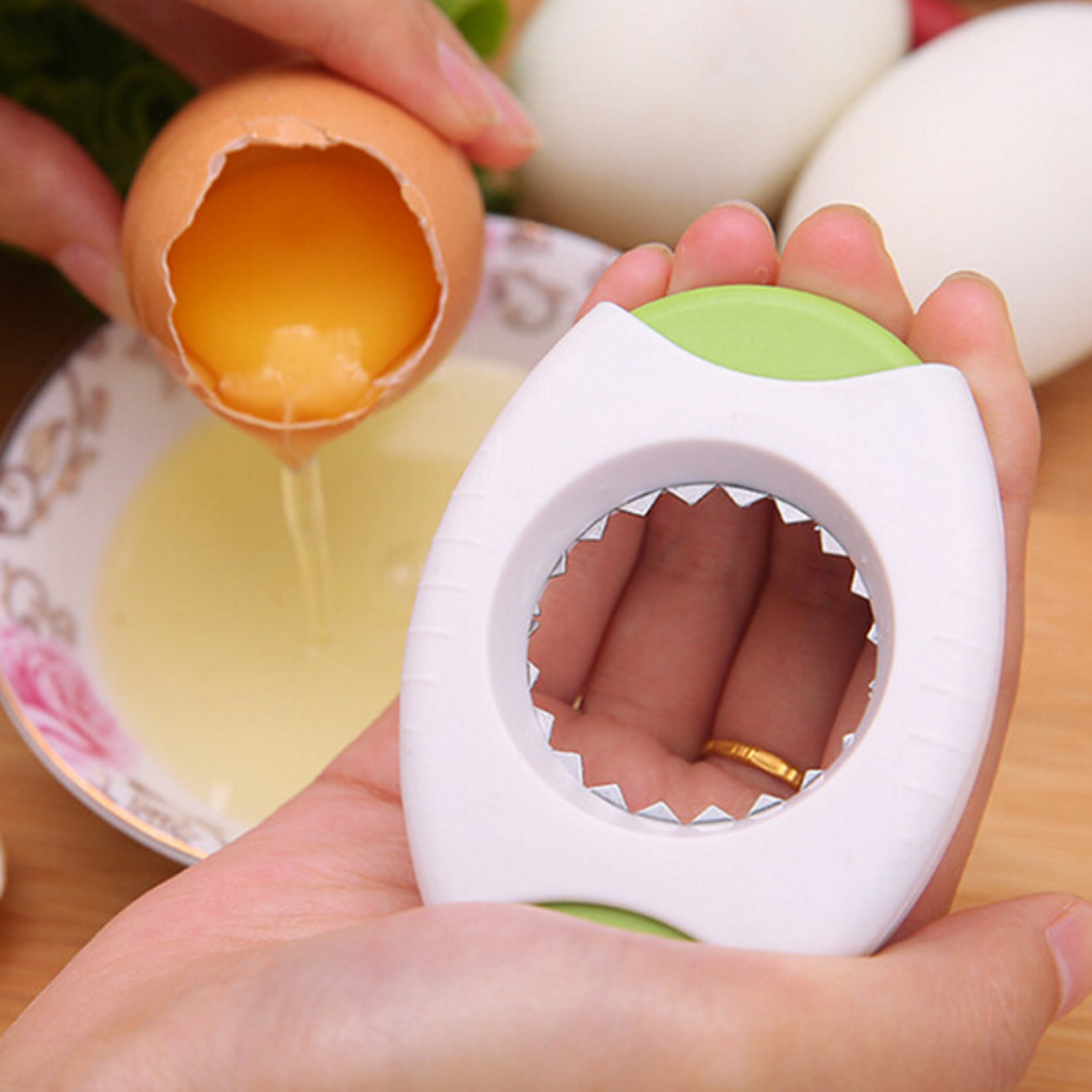 Creative Boiled Egg Shell Topper Cutter Tool Kitchen Egg Scissors  Opener
