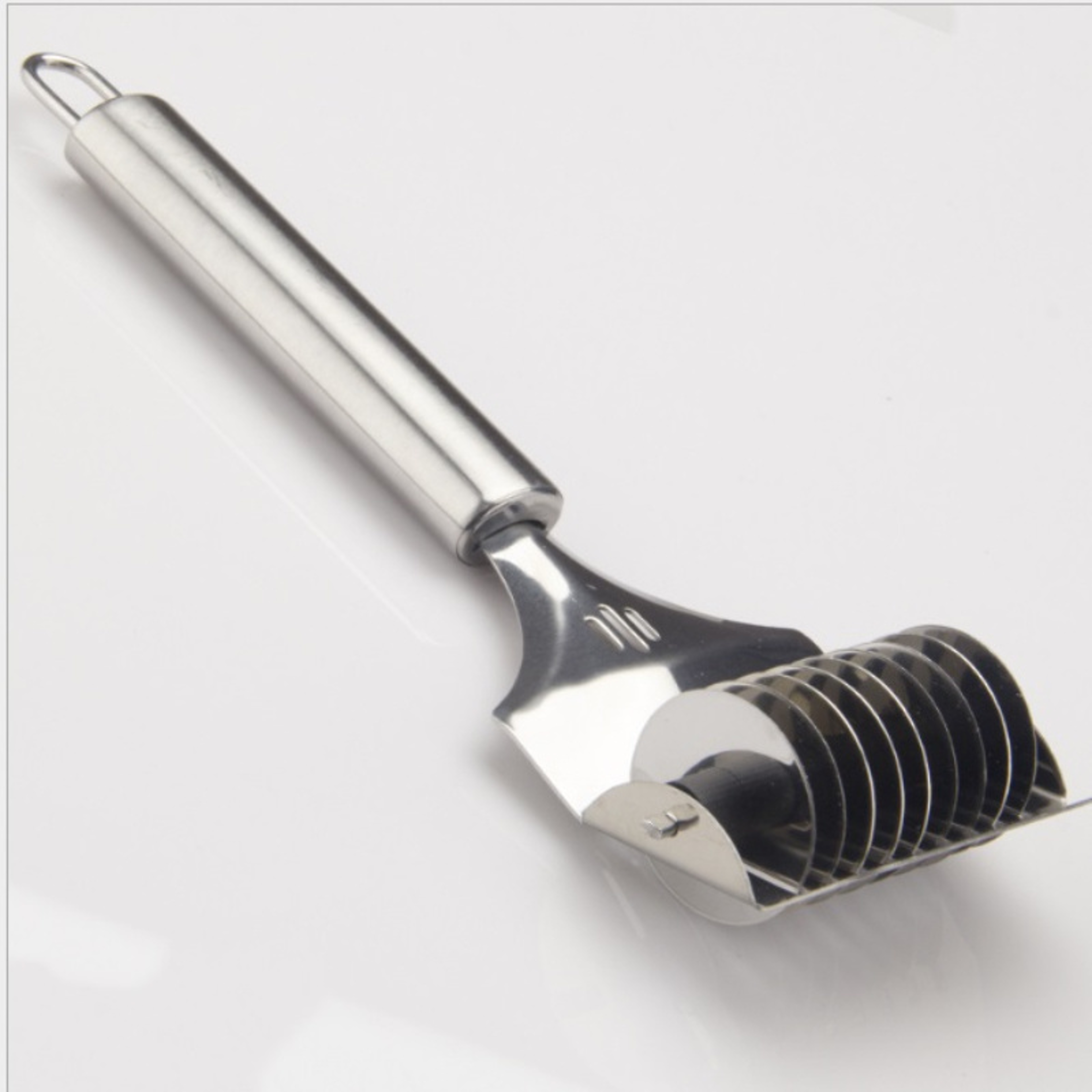 Stainless Steel Noodle Cutter Spaghetti Maker, Lattice Roller, and Dough Docker Tool – view 4