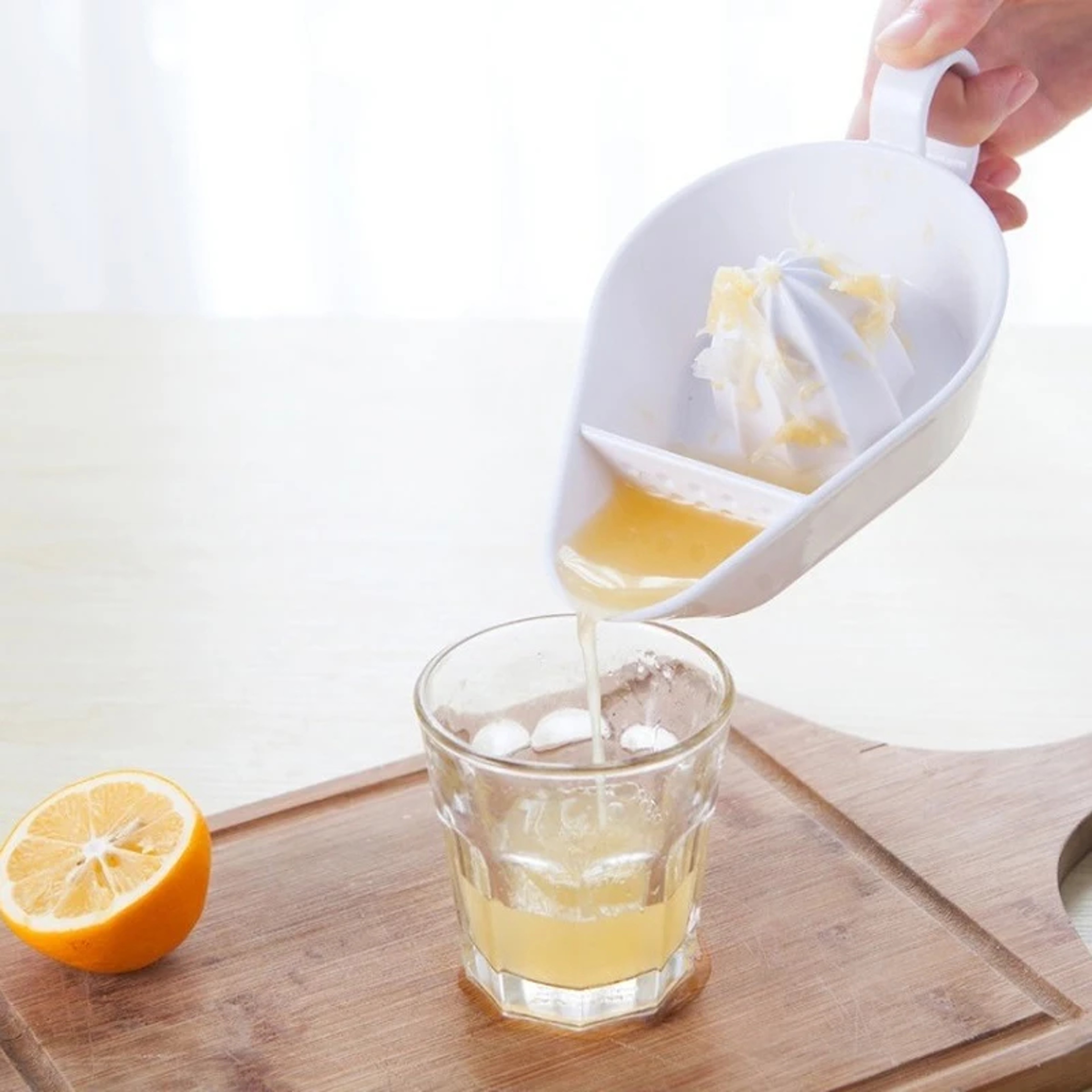 Manual Citrus Juicer Press Premium Lemon & Lime Squeezer for Fresh Juice Extraction – view 3