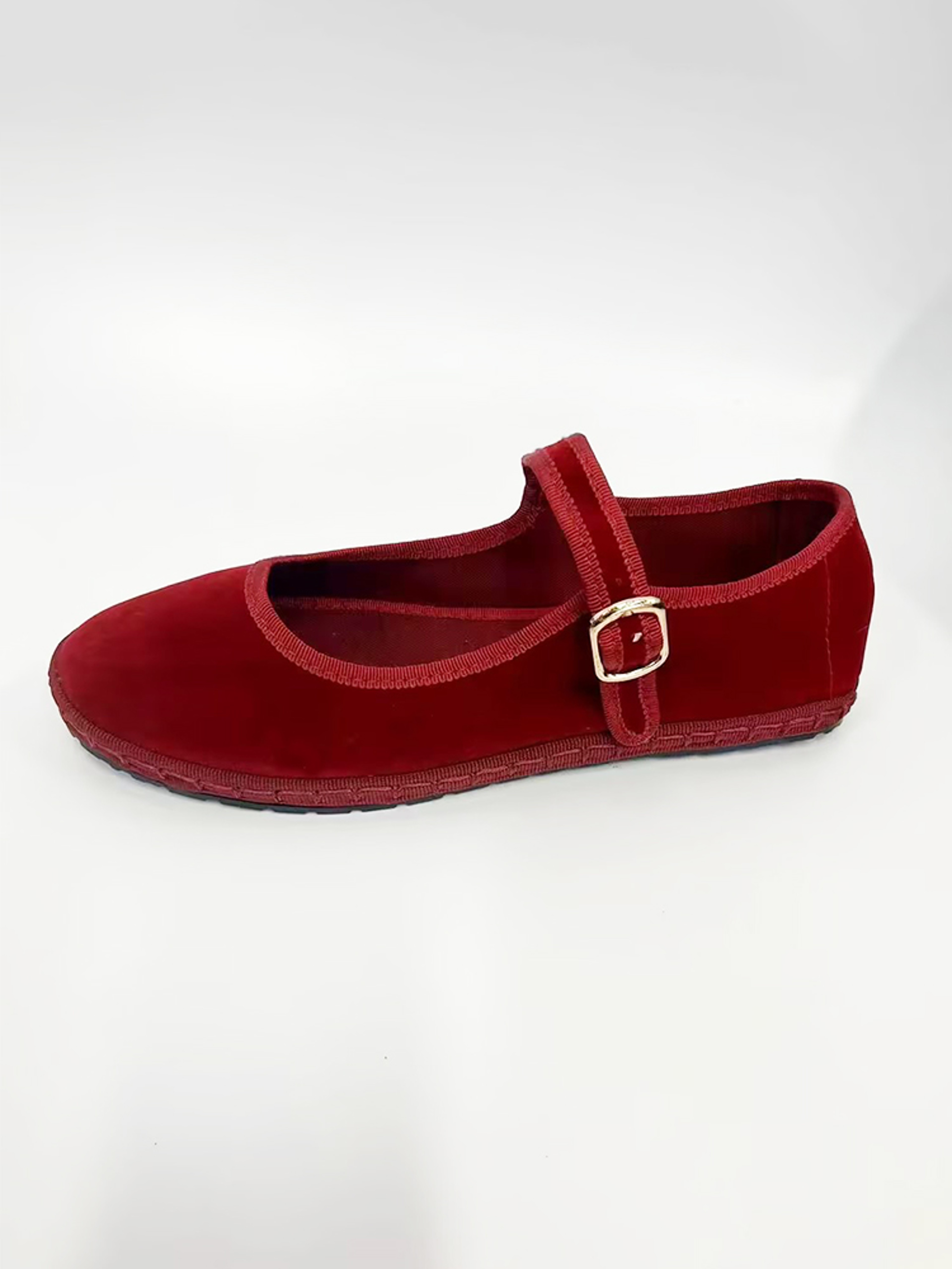 Velvet Ballet Flats For Women Comfortable HandStitched Casual Streetwear Loafers In Solid Red 3