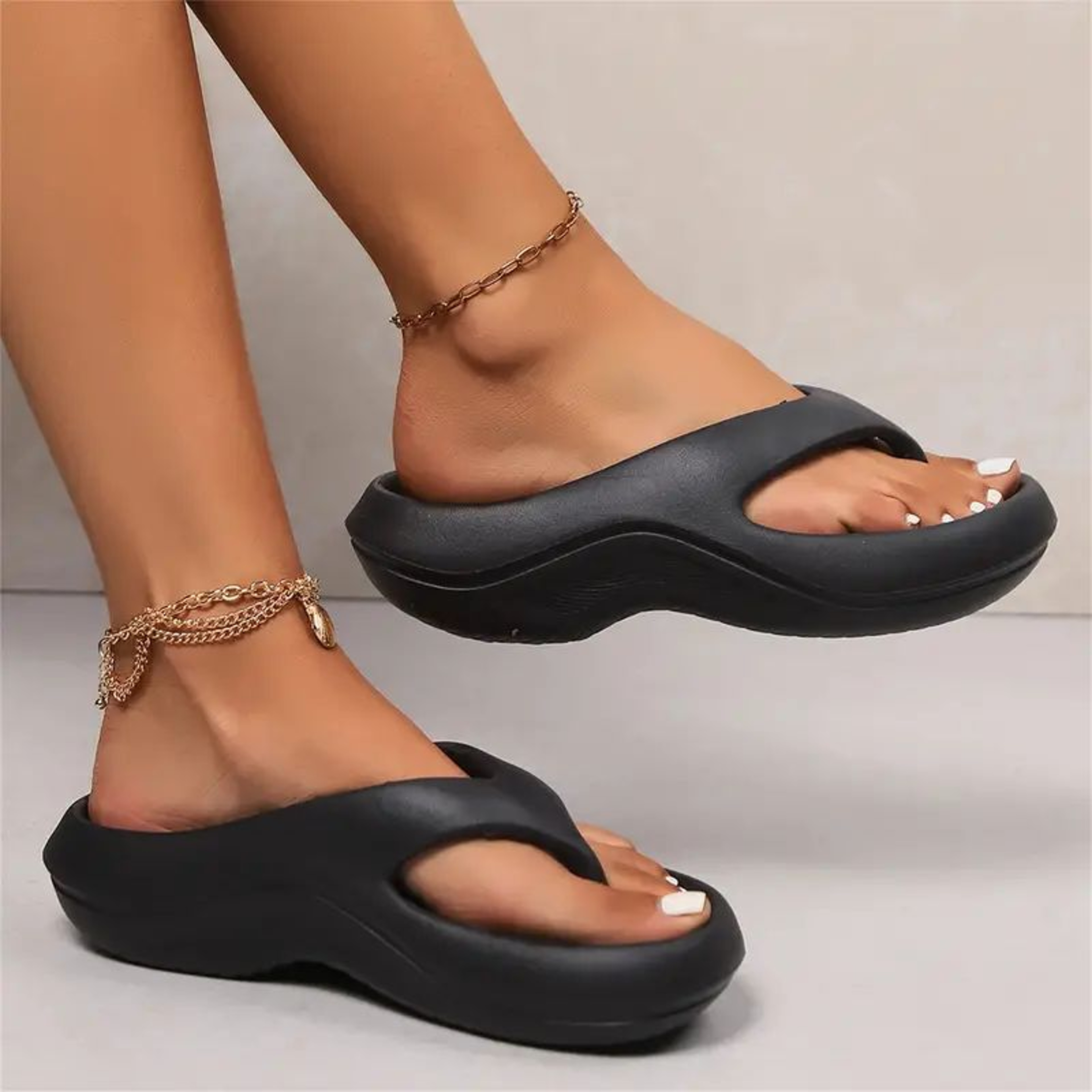 Comfortable NonSlip Platform Flip Flops For Women Cloud Soft Beach Sandals 3