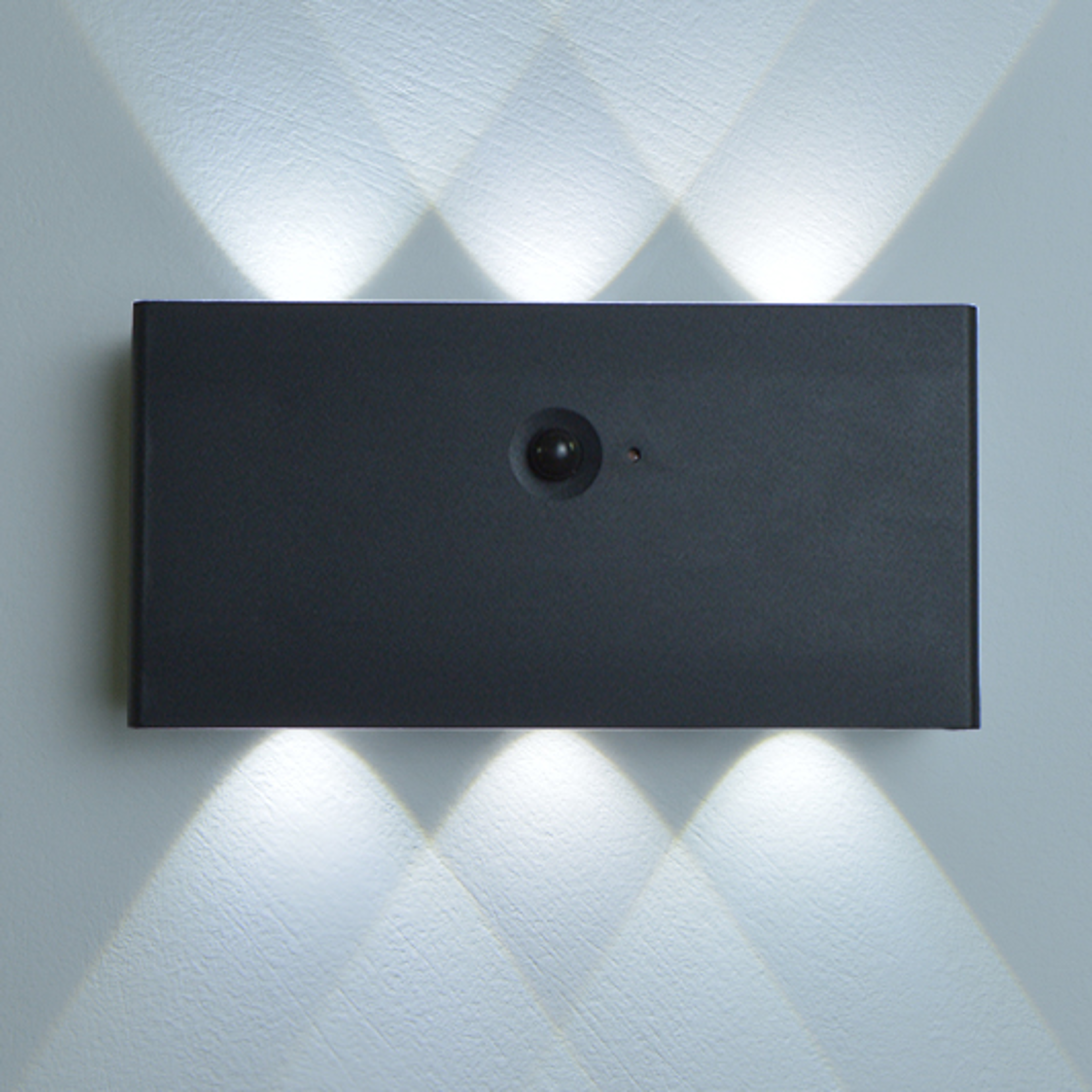 Rechargeable LED Motion Sensor Wall Light Wireless Battery Operated Indoor Wall Lamp