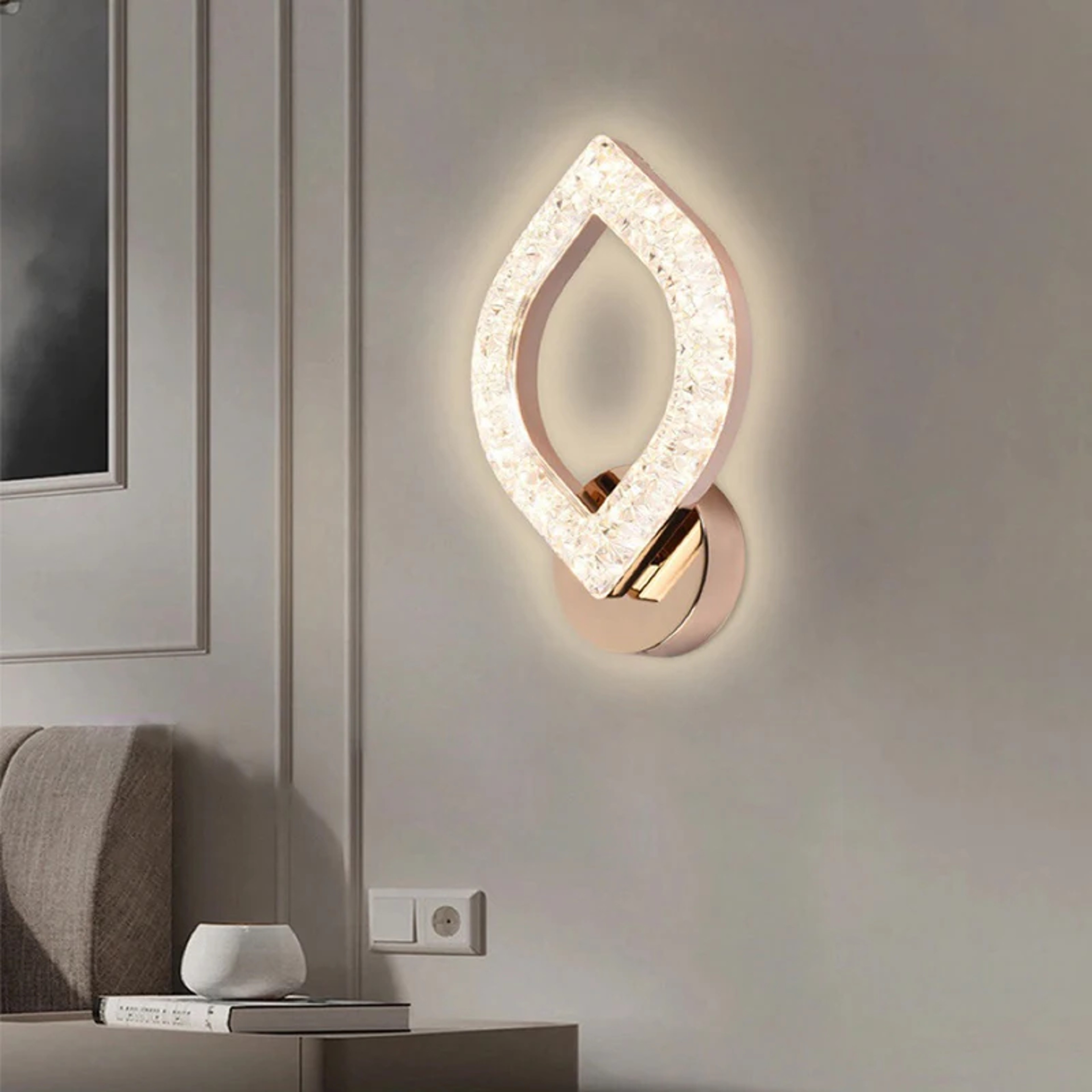 Modern LED Wall Lamp Acrylic Wall Sconce for Bedroom Living Room Hallway Luxury Indoor Lighting – view 1