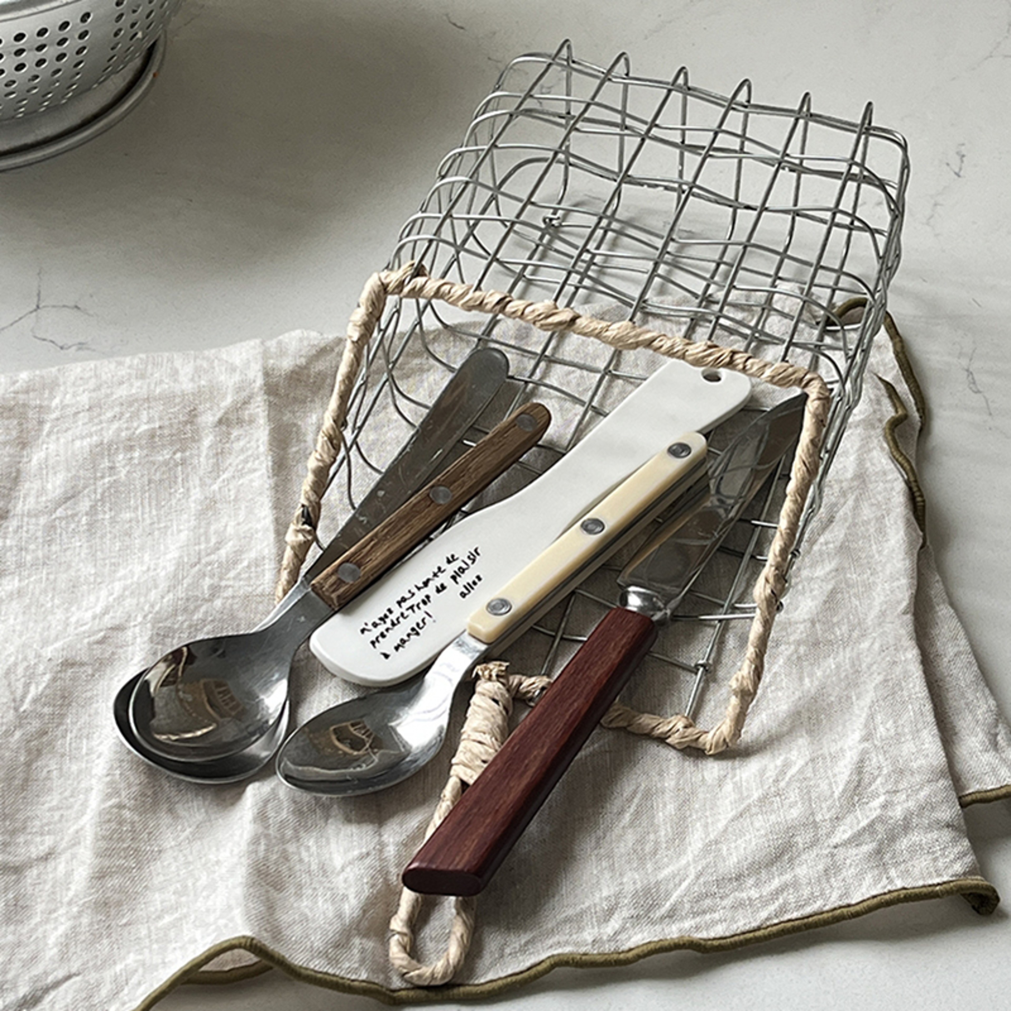 Nordic Hanging Storage Basket Metal Kitchen Organizer for Small Items and Home Decor – view 4