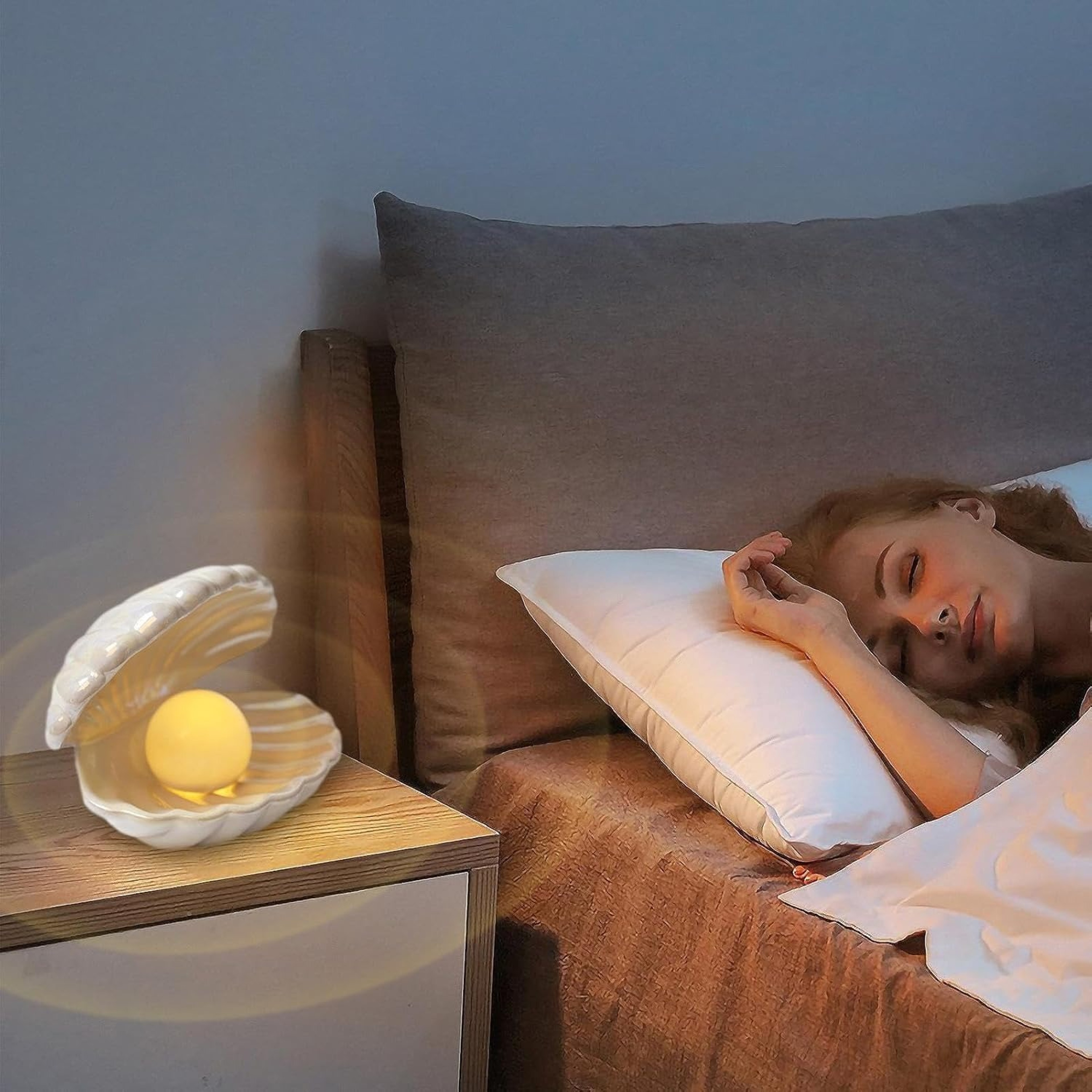 Shell Shaped Small Night Light Bedroom Decoration Lamp Cute Gift for Friends and Besties – view 5