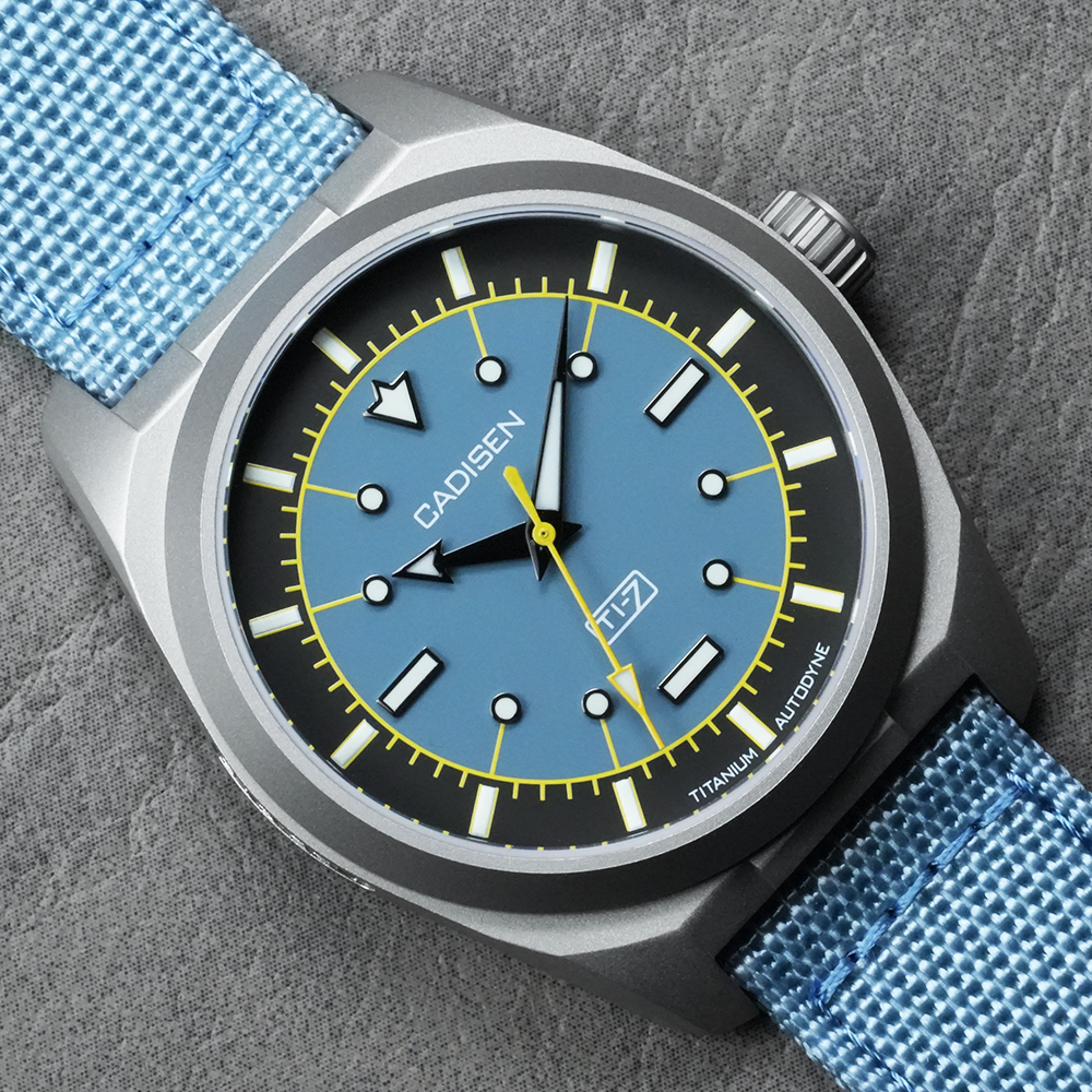 Titanium Steel Automatic Mechanical Canvas Watch with Sapphire Glass and Luminous Dial – view 8