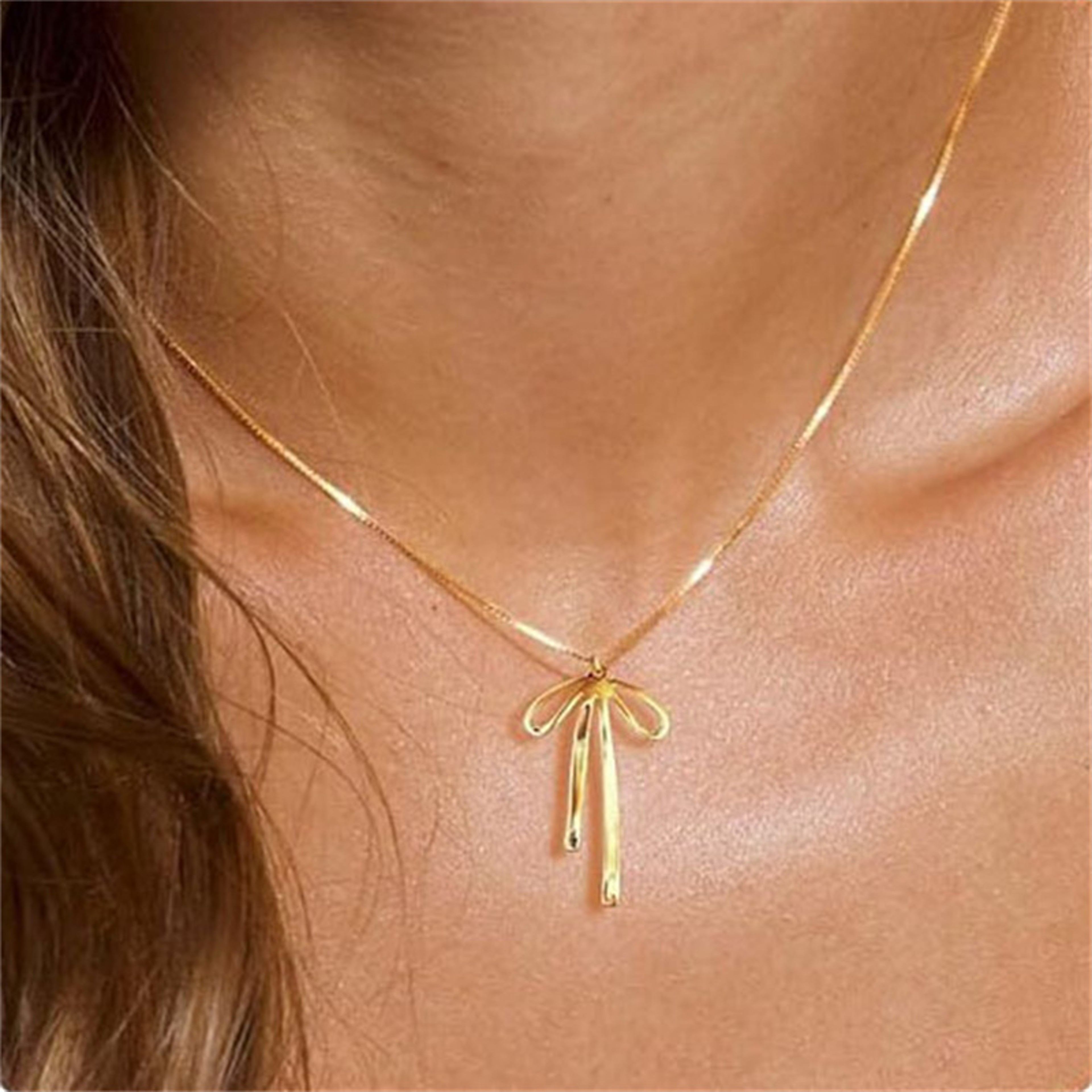 Trendy Gold Bow Necklace for Women Cute Gold Plated Bow Pendant Chain Choker – view 1