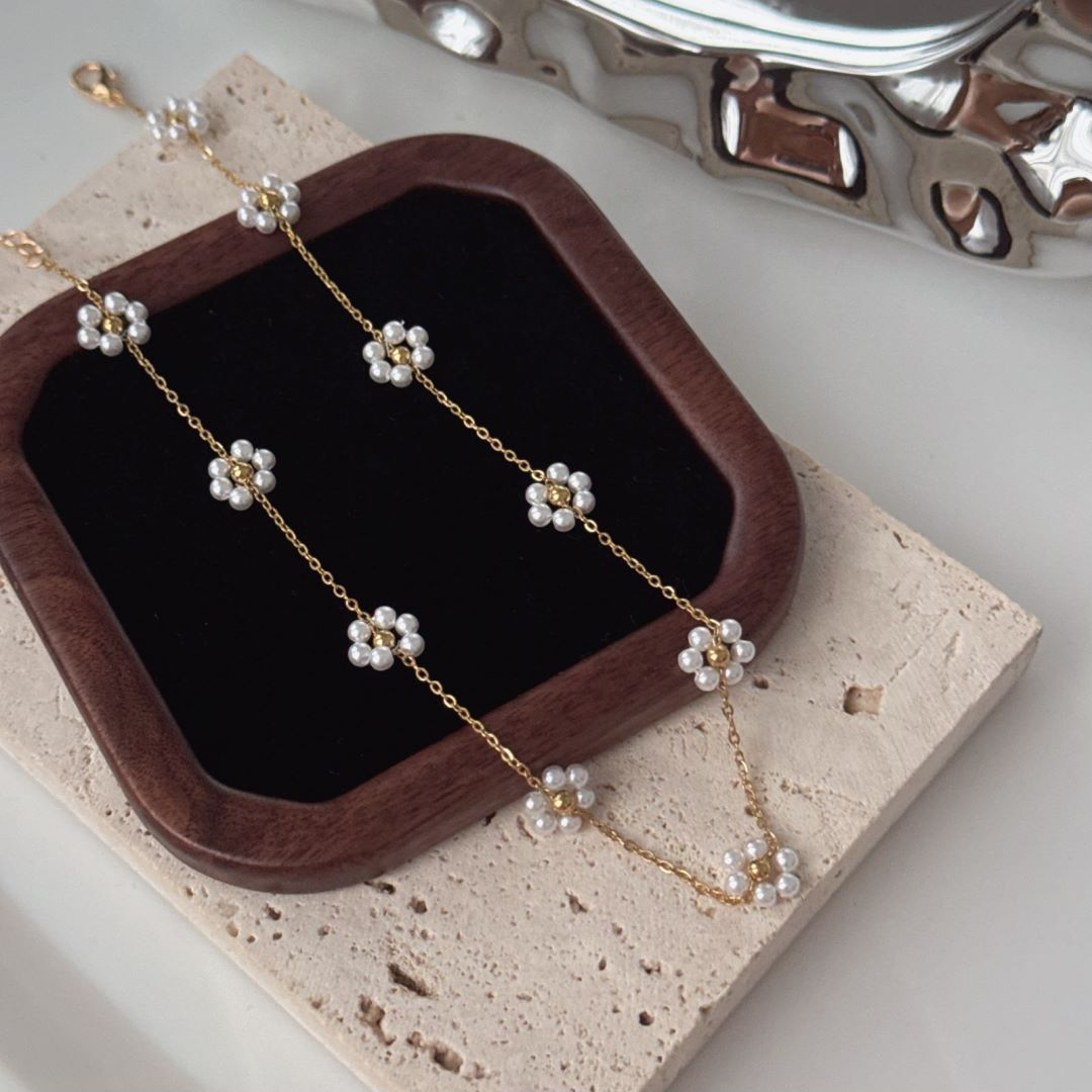 Luxury Korean Style Pearl Flower Necklace and Bracelet Set for Women Romantic Handmade Jewelry – view 6