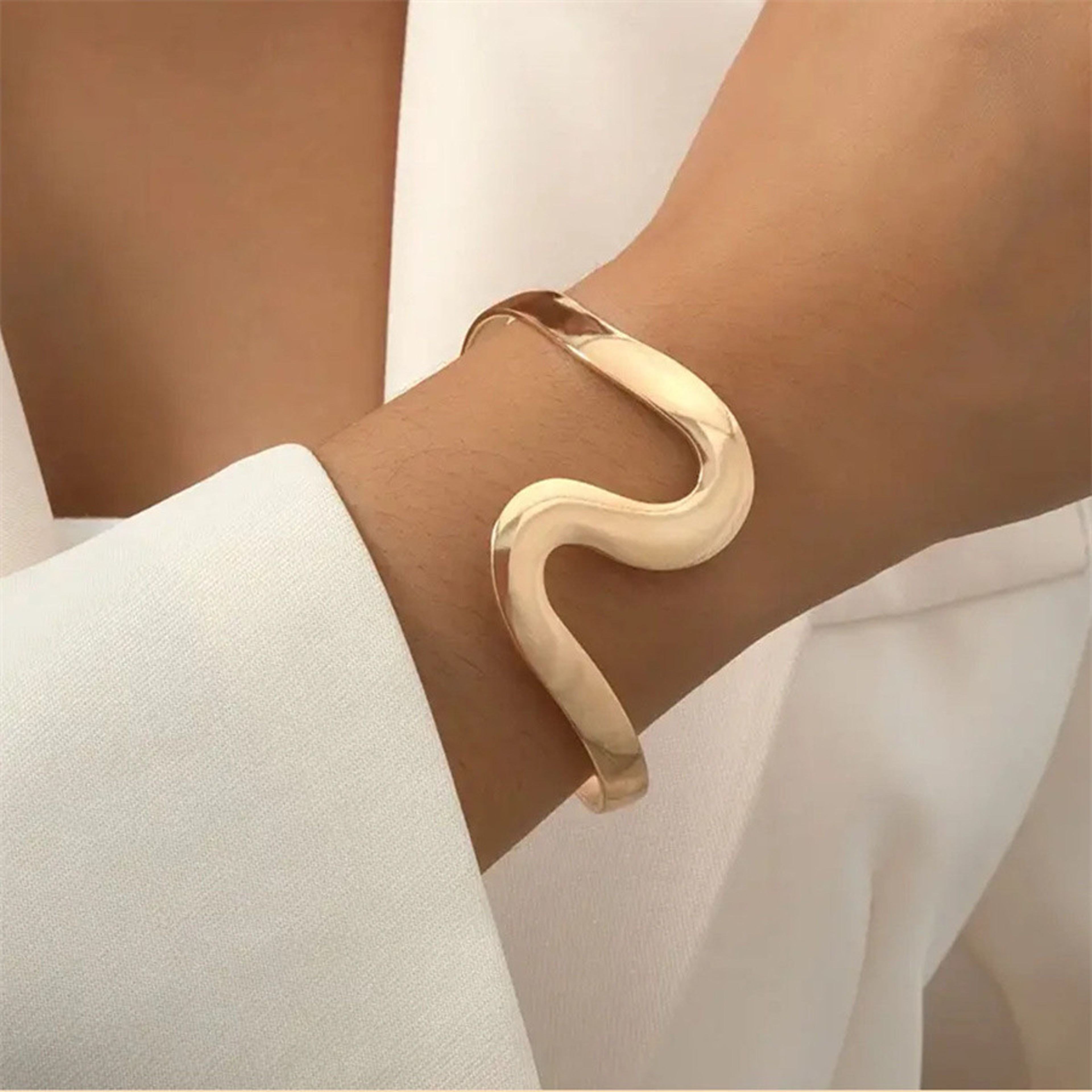 Irregular S Shape Open Cuff Bracelet for Women Trendy Fashion Jewelry – view 2