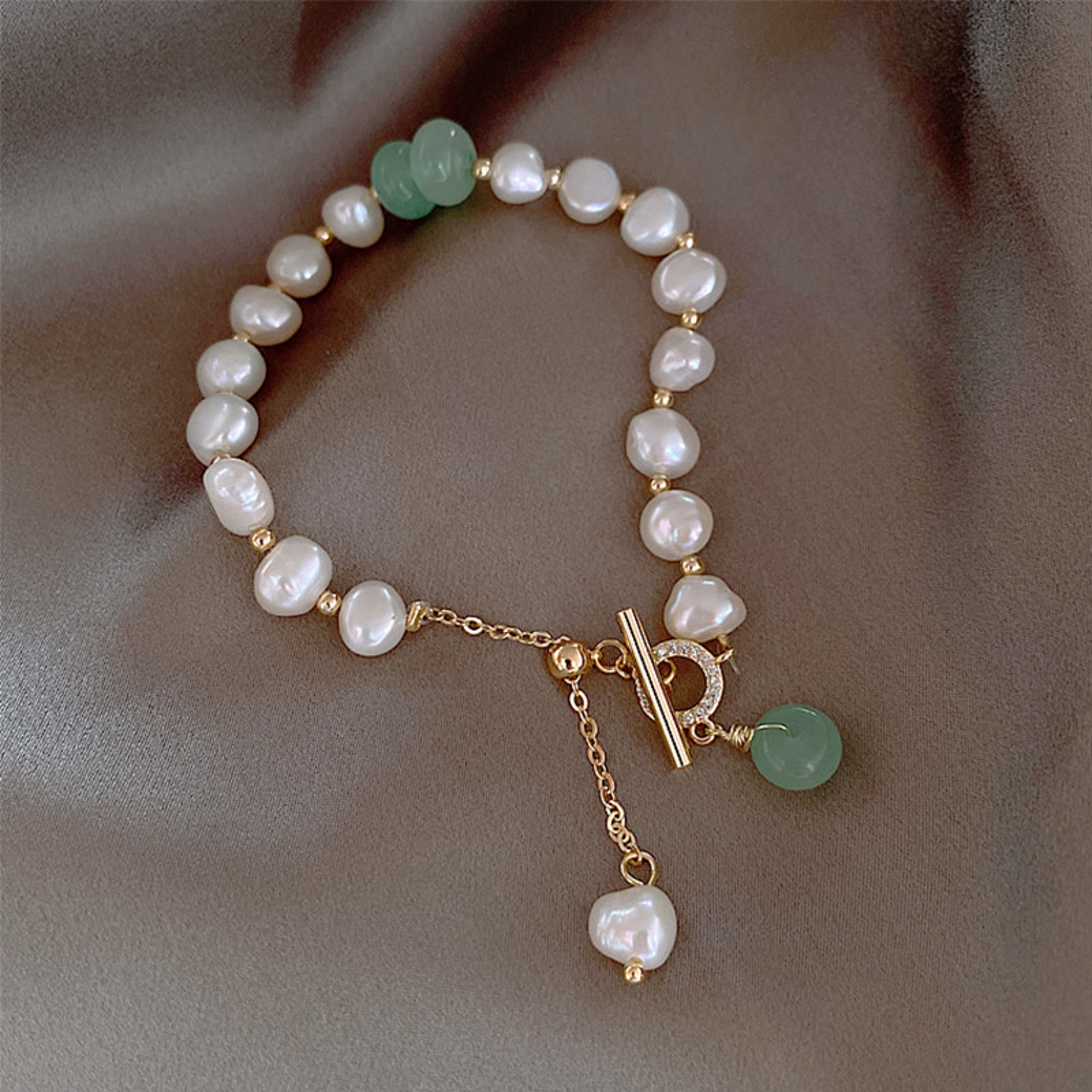 Fashion Imitation Pearl Bracelet for Women Adjustable Charm Jewelry Gift – view 3