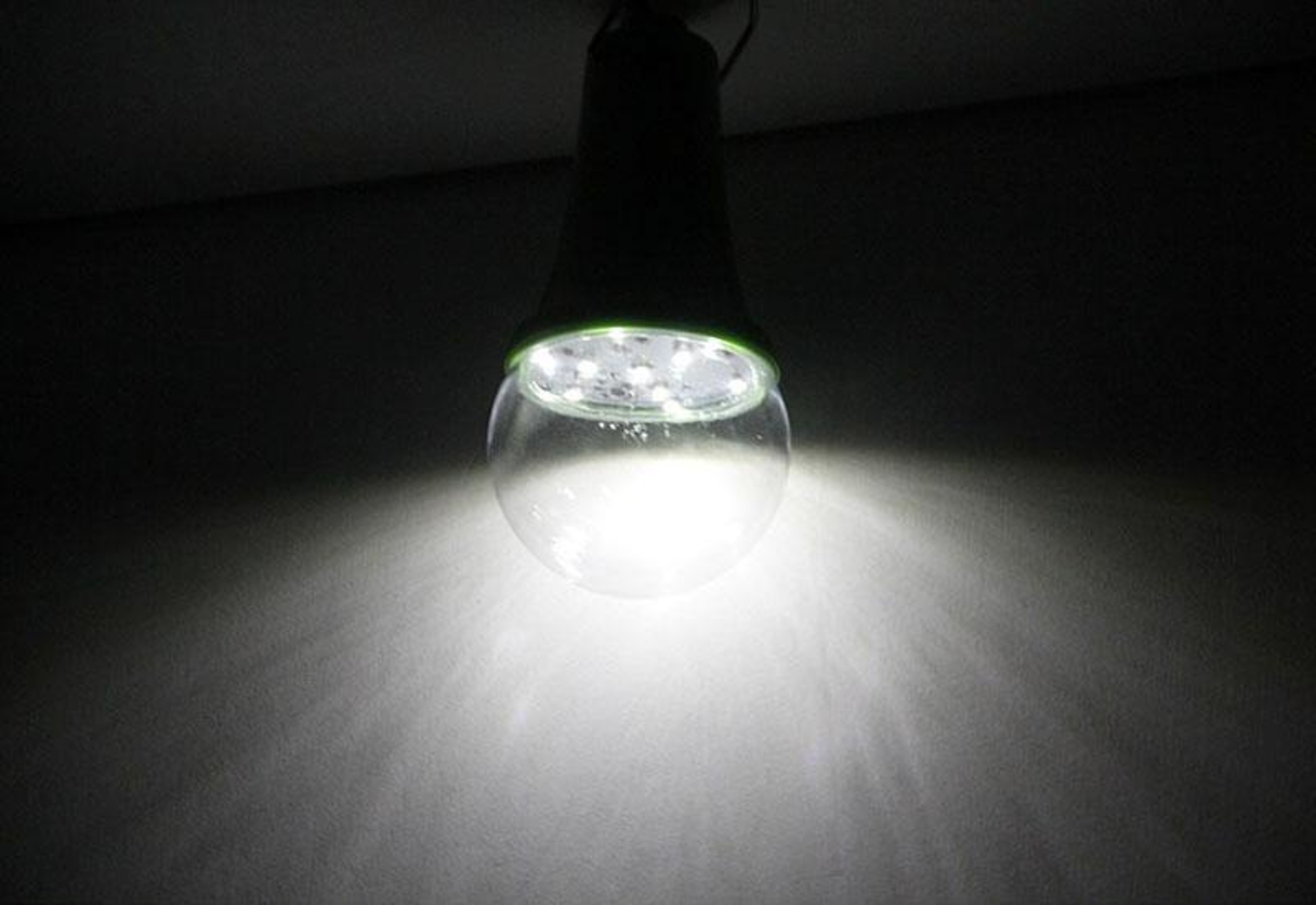 Solar Powered LED Camping Light Bulb With Rechargeable Battery  Hanging Hook 5