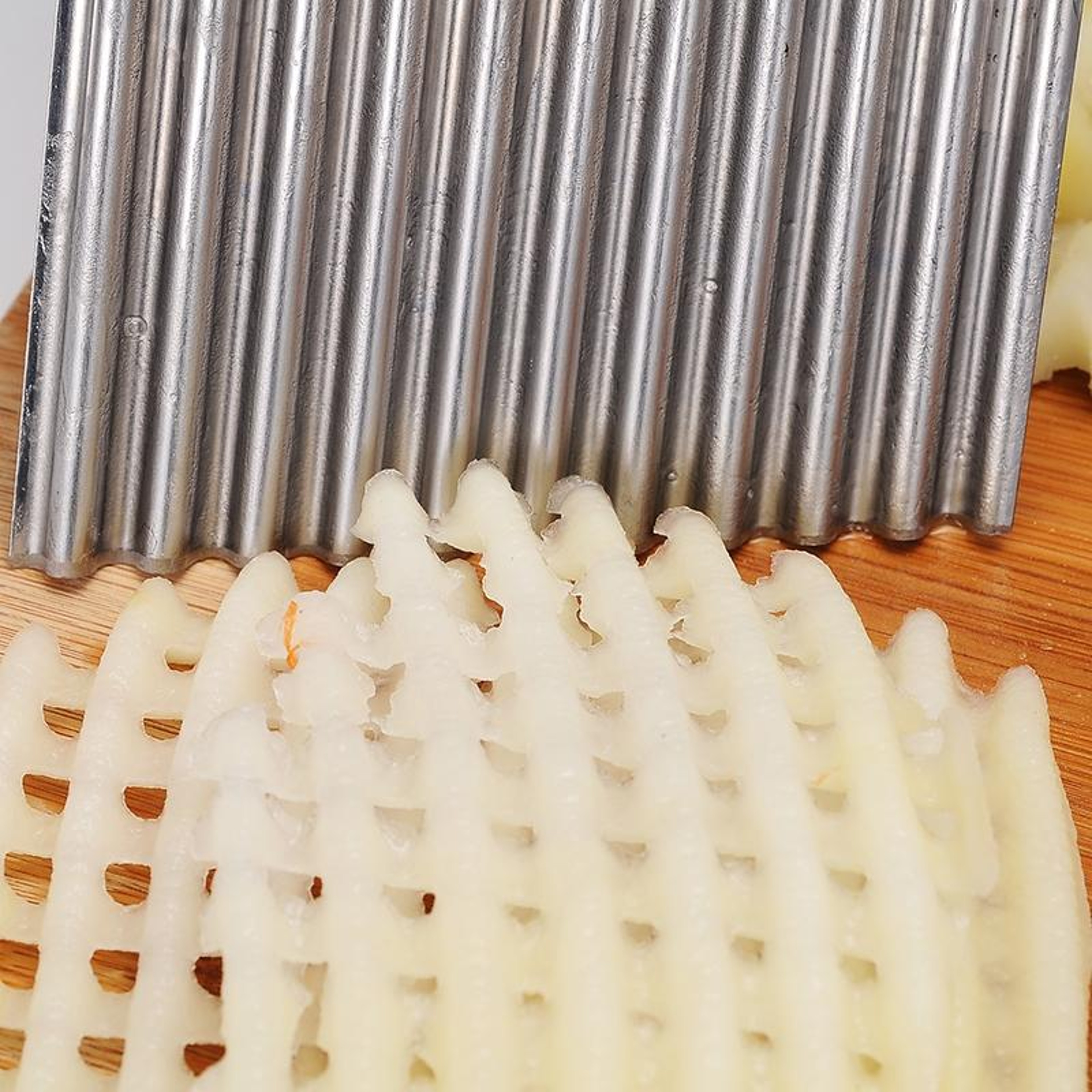 Stainless Wave Vegetable  French Fries Cutter Crinkle Cutter Knife 2