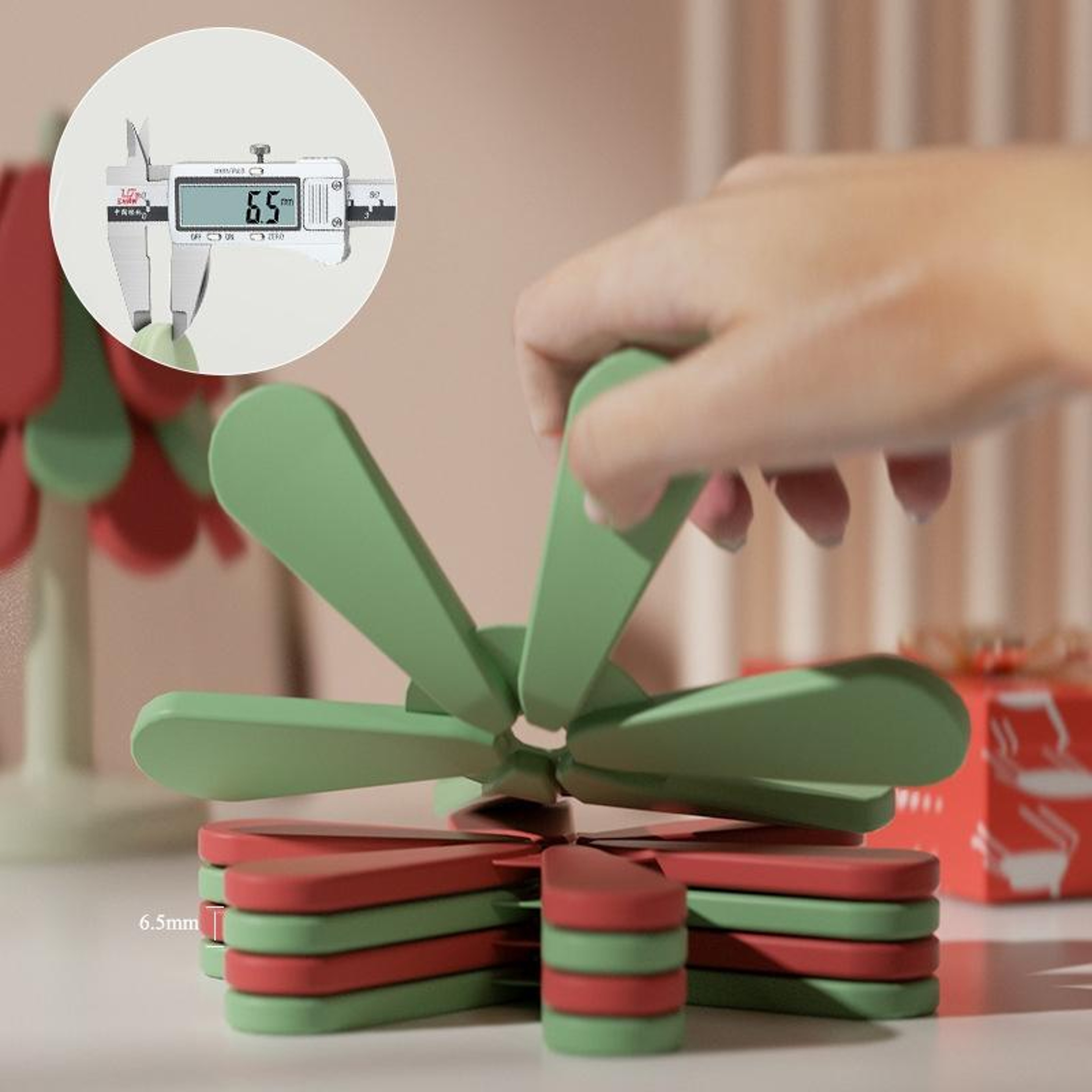 Christmas Tree Silicone Heat Resistant Trivet Foldable Insulated Placemat  Pot Holder 1