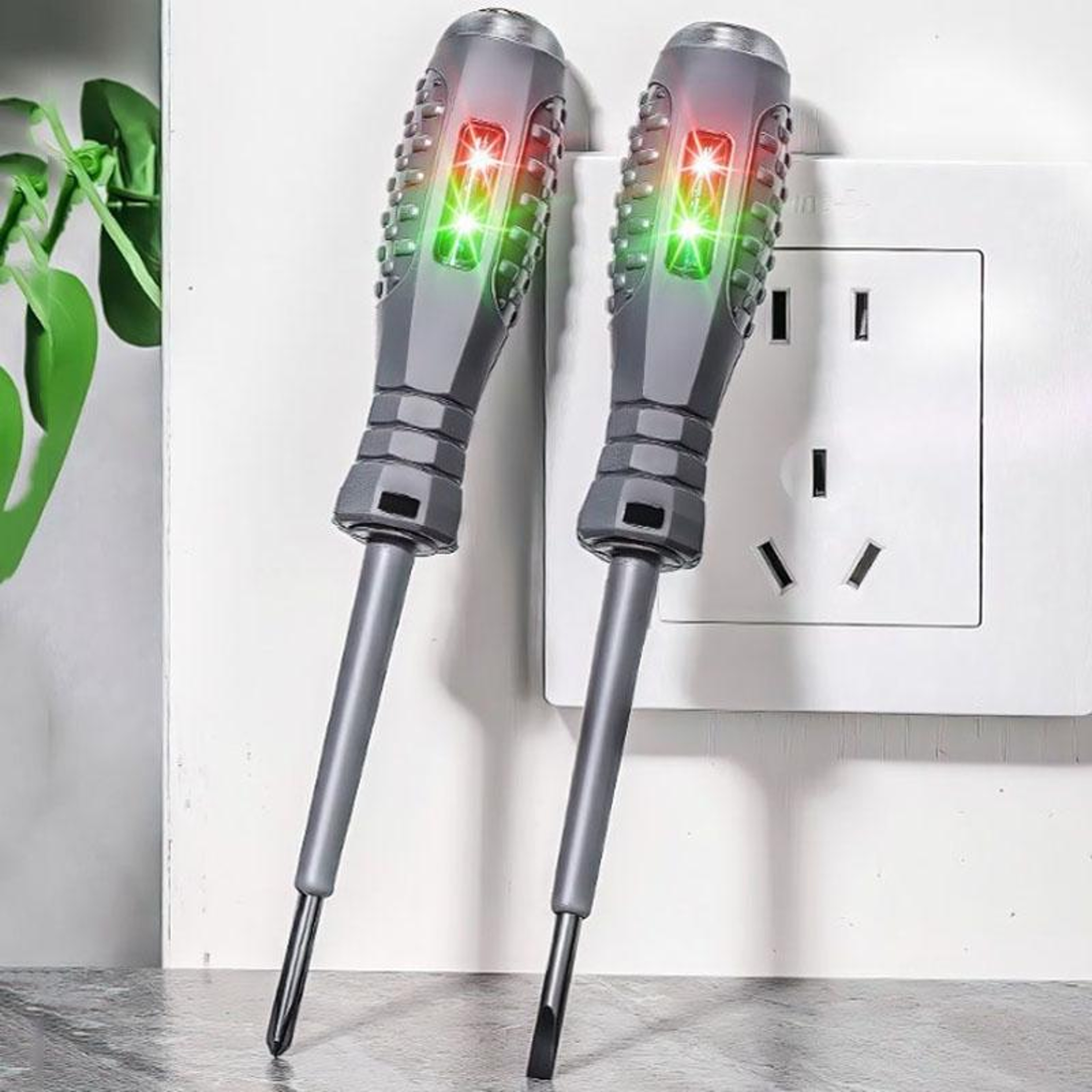 Smart Voltage Tester Screwdriver With Non Contact Circuit Detection And High Bright LED 0